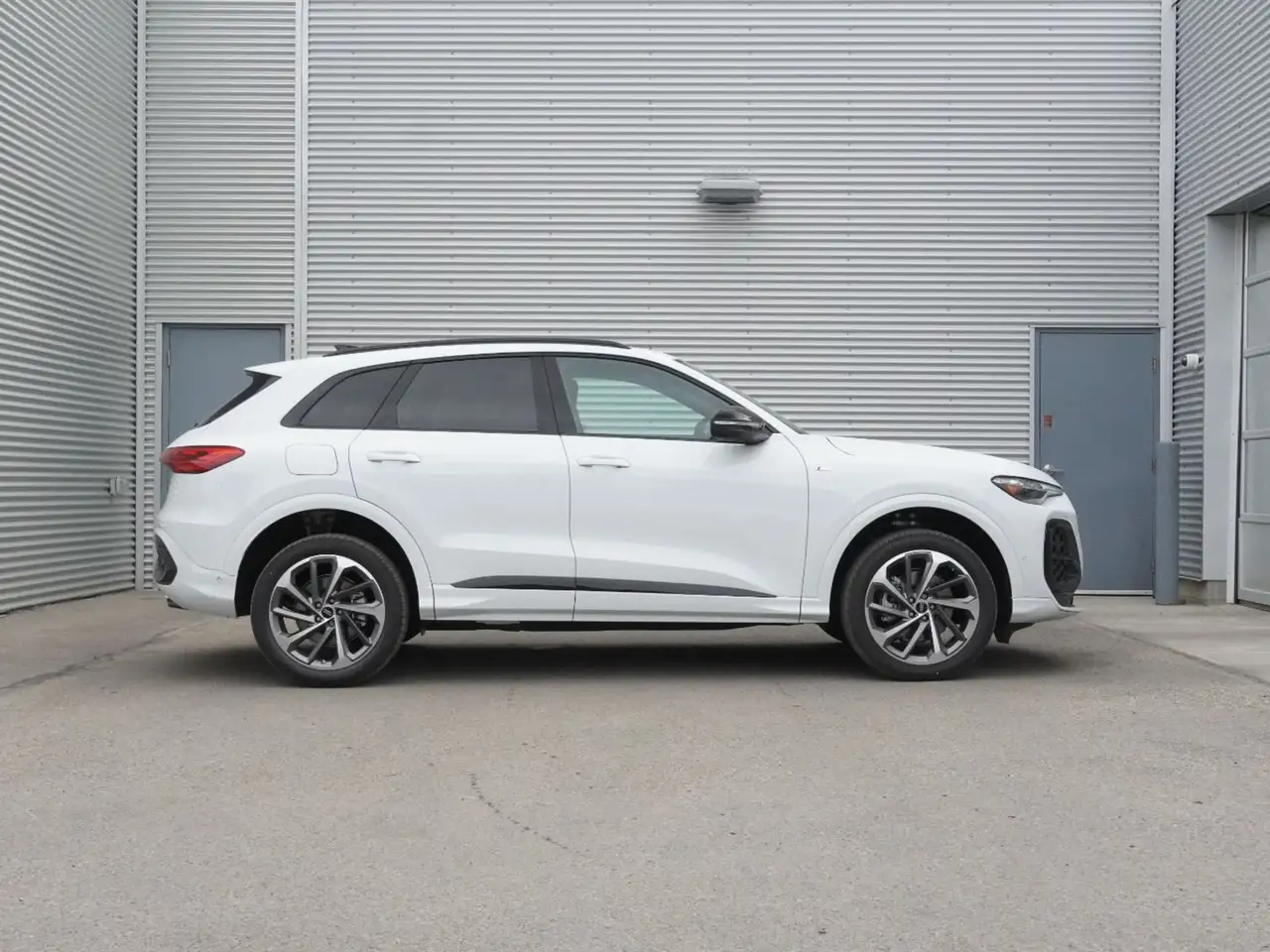 Audi Q5 снимка Audi Q5