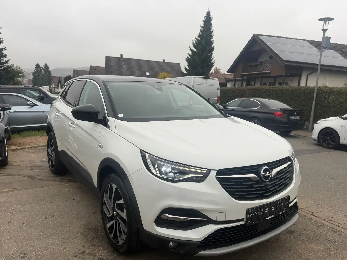 Opel Grandland X *NEU*TÜV*NAVI* top Ausstattung Wit - 1