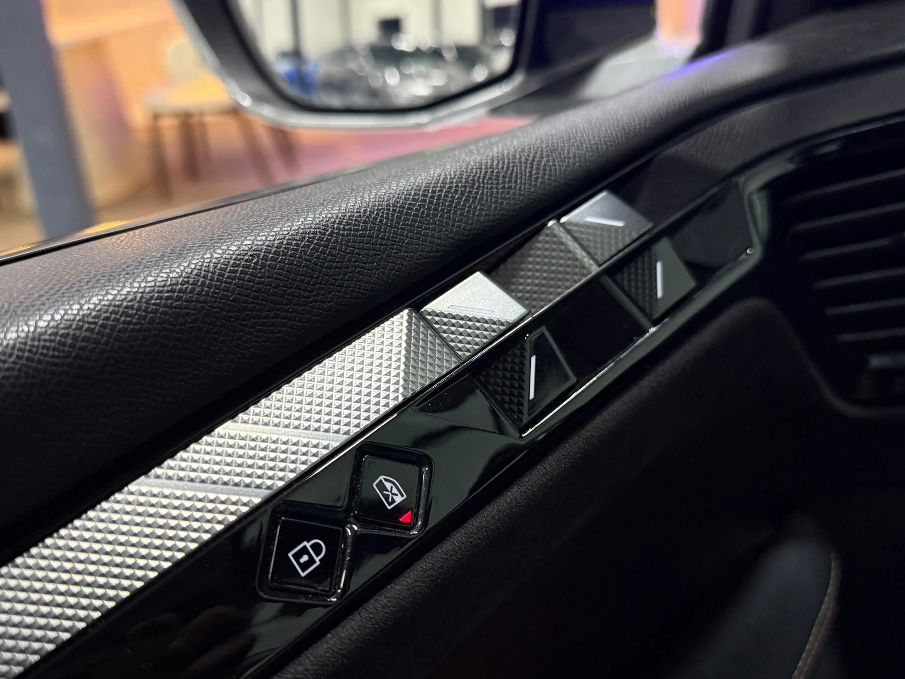 DS Automobiles DS 4 E-Tense Performance Line+ E 225 PHEV AUT SOH99% Tr — photo 11