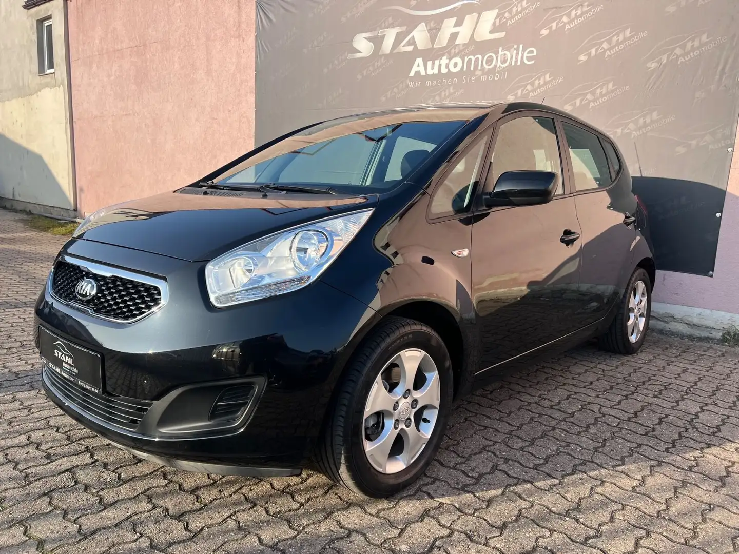 Kia Venga 1.6l Edition 7*1.Hand*40TKM*Shz*Klima*Top! Schwarz - 1