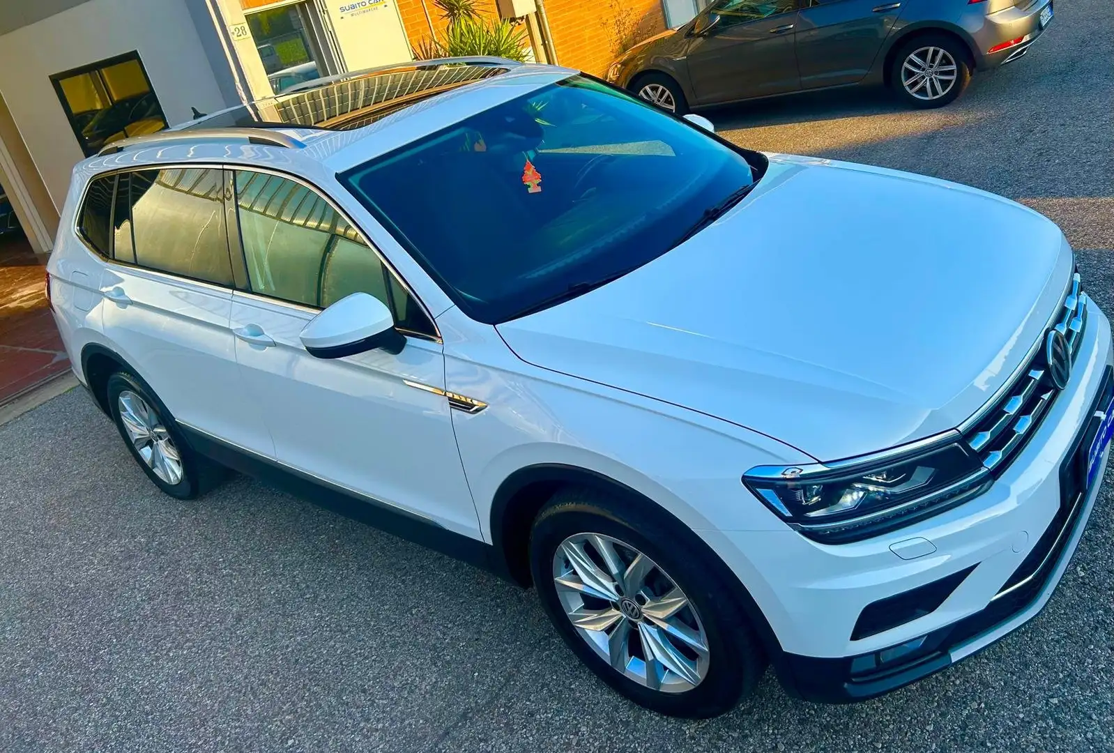 Volkswagen Tiguan Allspace 2.0 tdi 150cv 7pti dsg TETTO PANORAMICO Blanc - 1