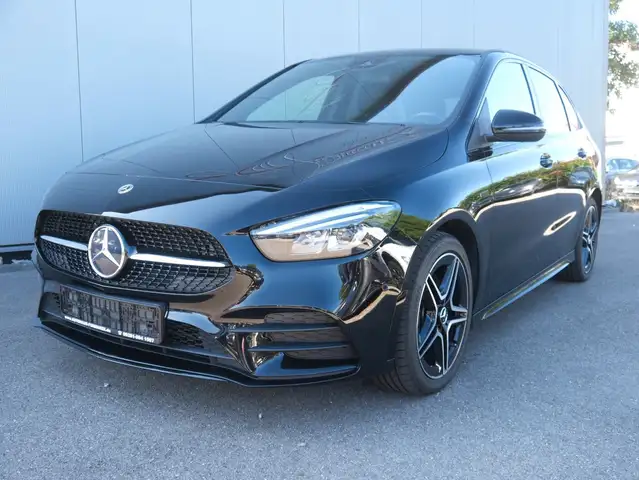 Mercedes-Benz B 250 e AMG/Night Paket/Park Assistent