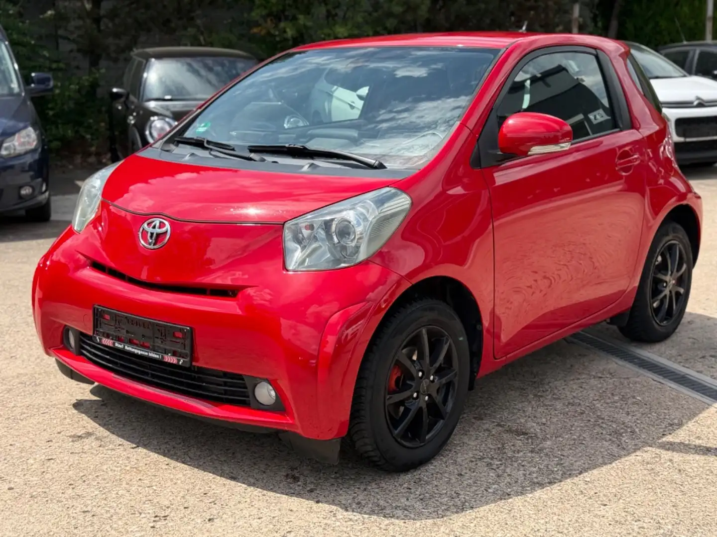 Toyota iQ iQ + *Klima & Alu + Parkhilfe H* Kırmızı - 1