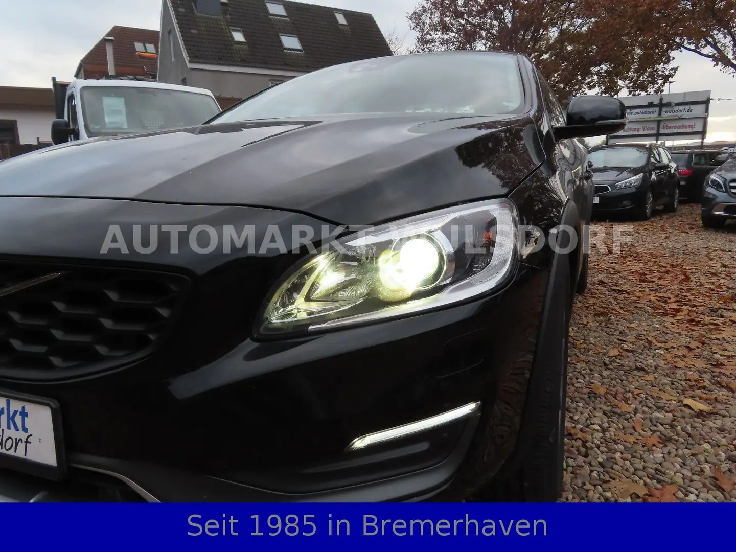 Volvo S60 2,0D,Cross Country Summum,Autom,Standheizung Schwarz - 2