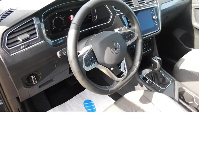 Volkswagen Tiguan view 10