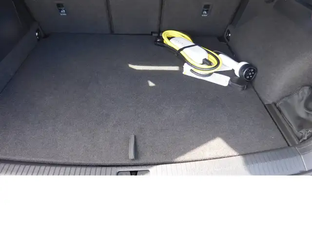 Volkswagen Tiguan view 17