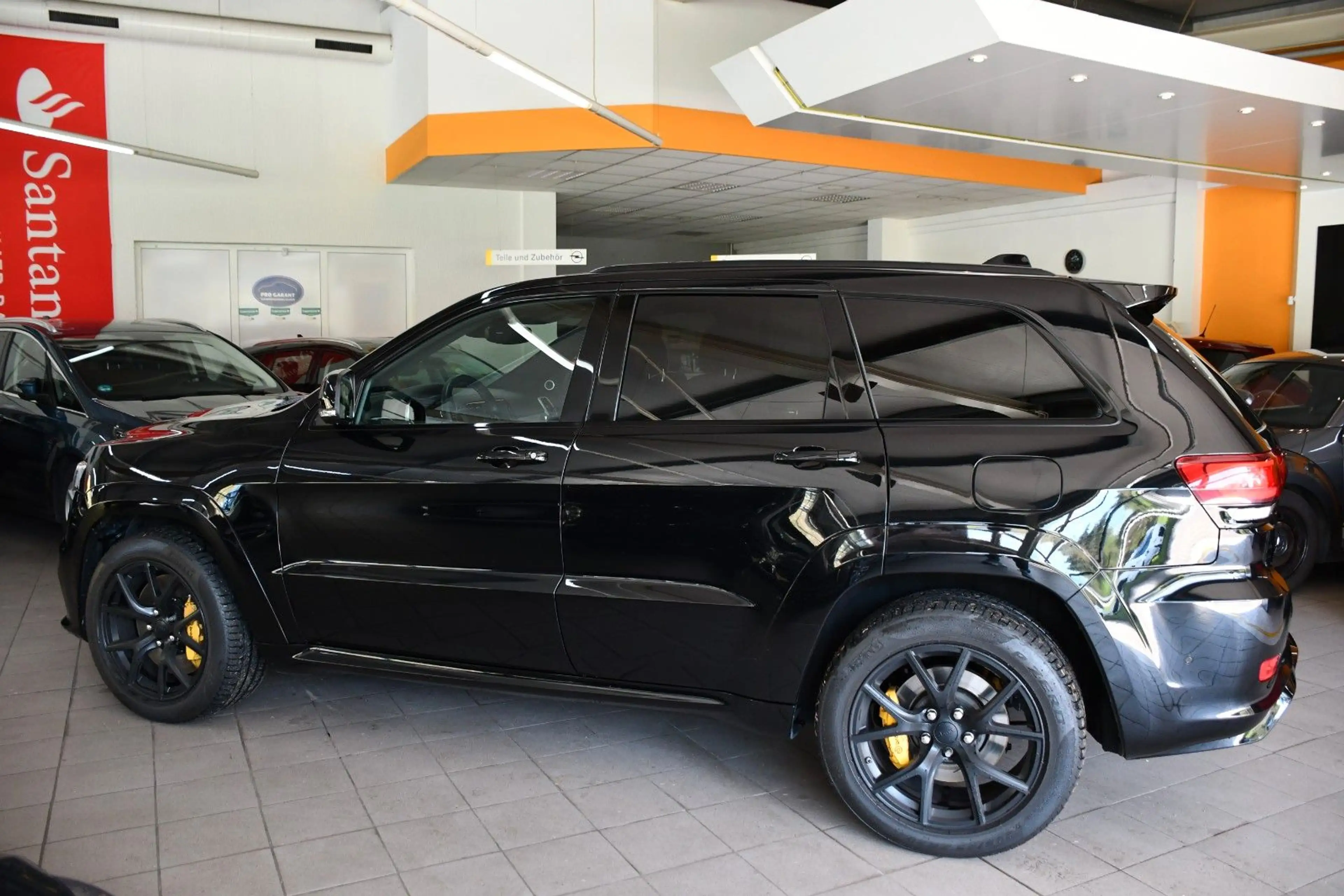 Jeep Grand Cherokee 6.2 V8 Trackhawk — photo 5