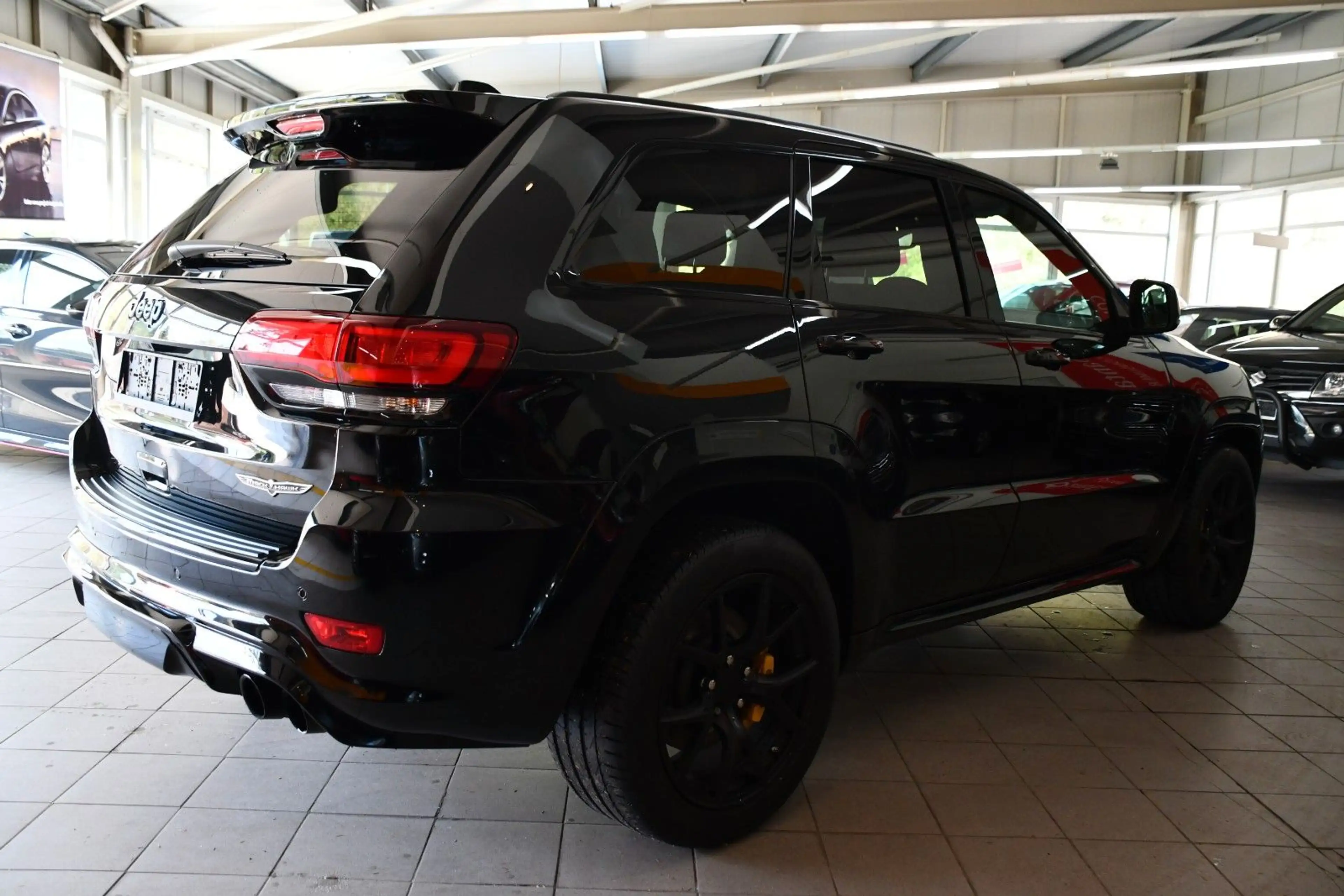 Jeep Grand Cherokee 6.2 V8 Trackhawk — photo 4