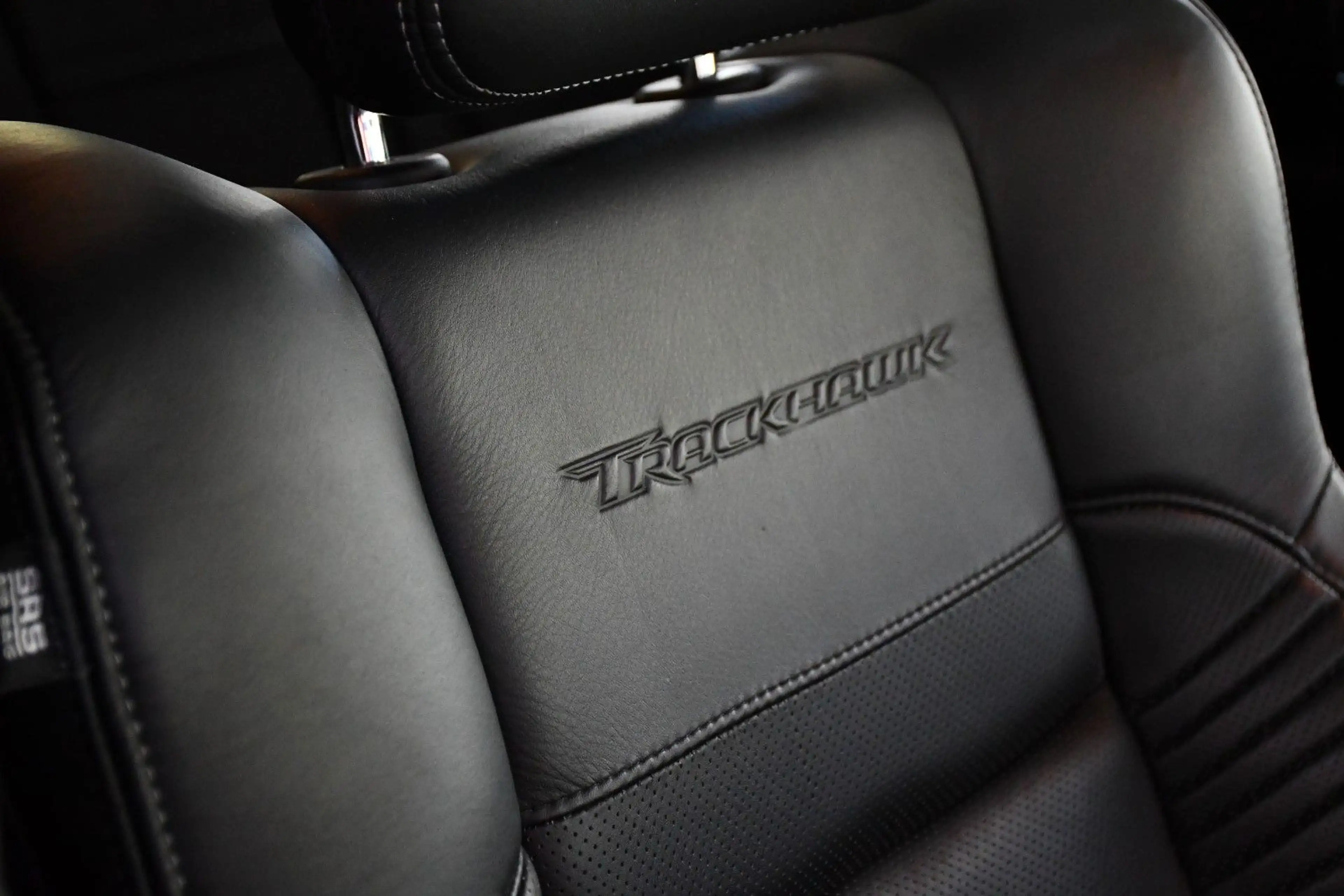 Jeep Grand Cherokee 6.2 V8 Trackhawk — photo 14