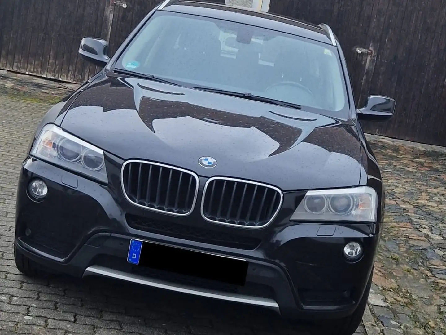 BMW X3 xDrive20d Aut. Schwarz - 1