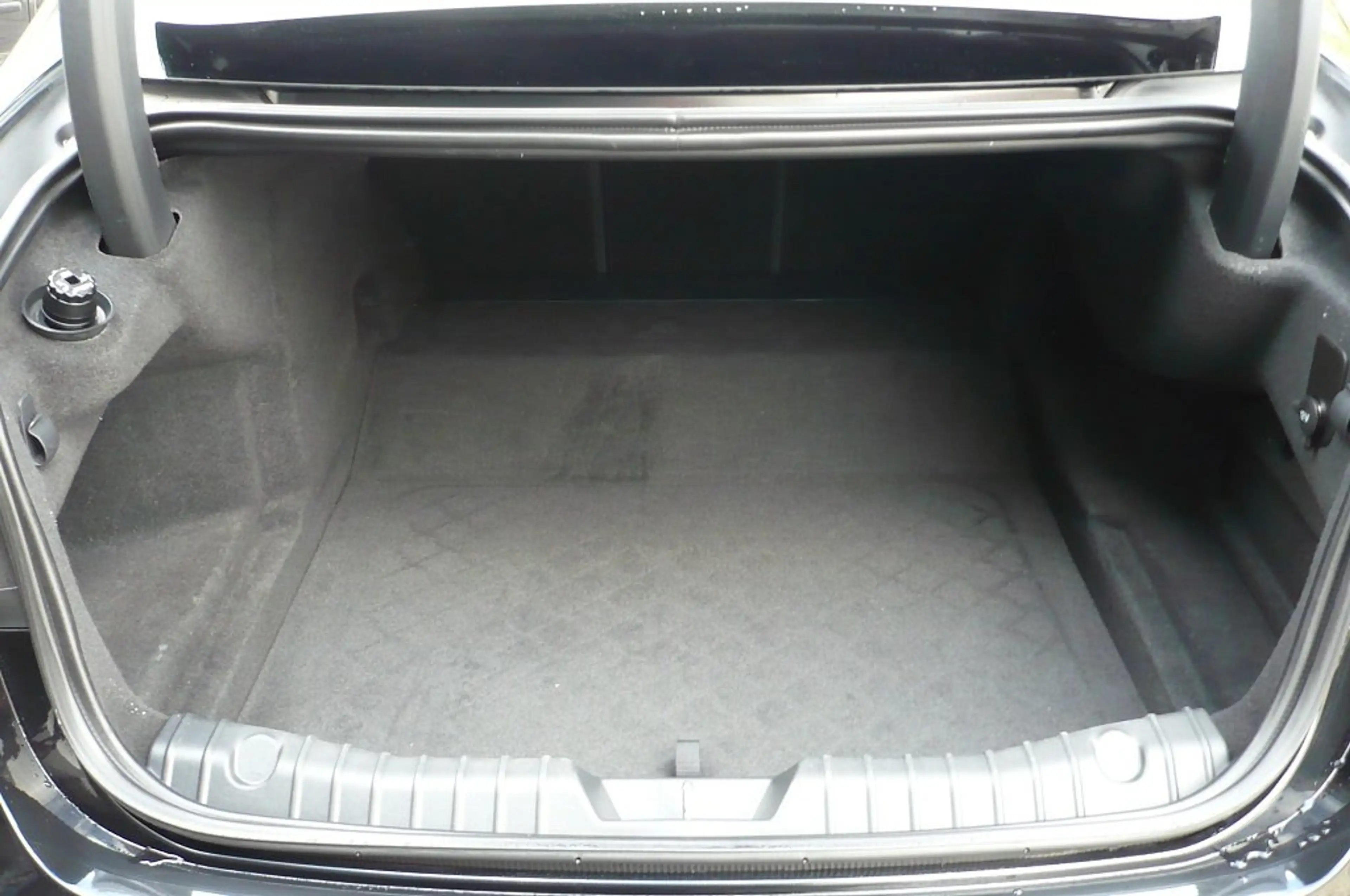 Jaguar XF XF Diesel 30d Automatik Navi Hadup Xenon Leder — photo 14