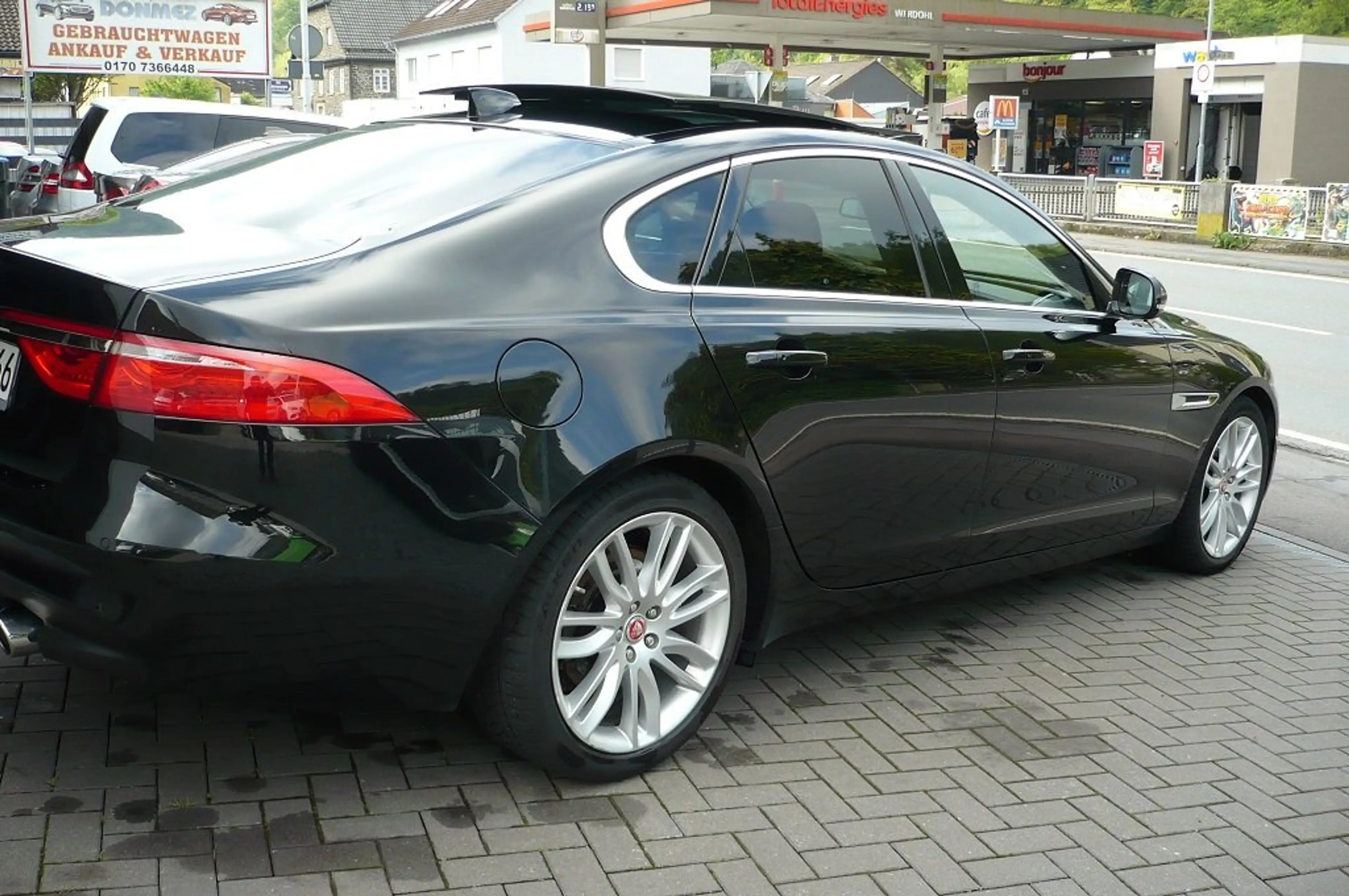 Jaguar XF XF Diesel 30d Automatik Navi Hadup Xenon Leder — photo 8
