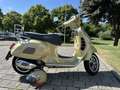 Vespa GTS Super Tech 300 GTS 300 Supertech  hpe 75 Jahre Sondermodell Verde - thumbnail 1