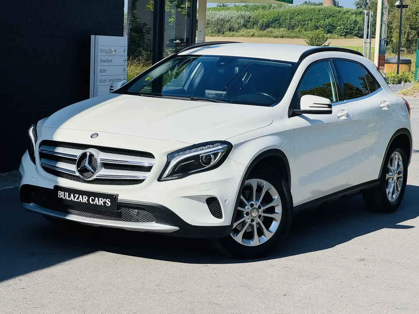 Mercedes-Benz GLA 200 GLA 200 d*NAVI*XENON*SEMI CUIR*EURO6B*GARANTIE - 1
