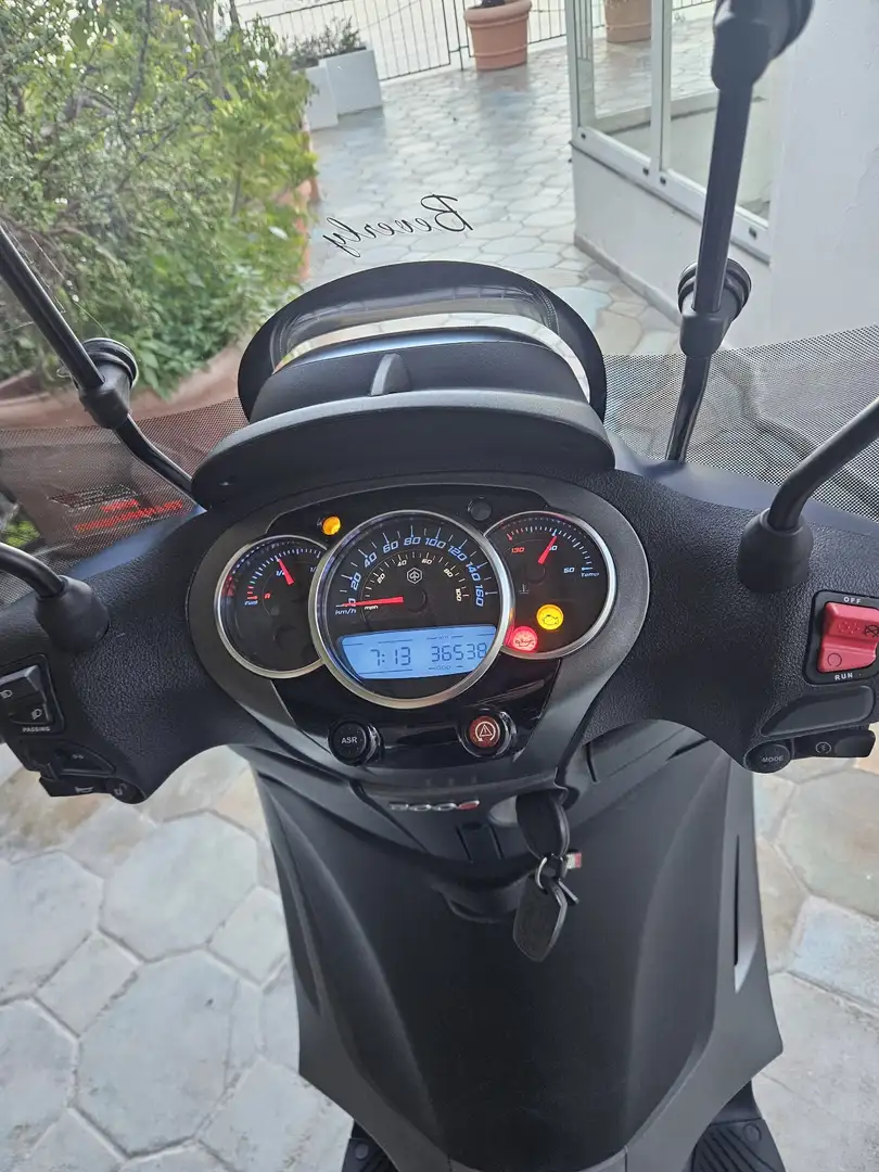 Piaggio Beverly 300 parabrezza Bleu - 2