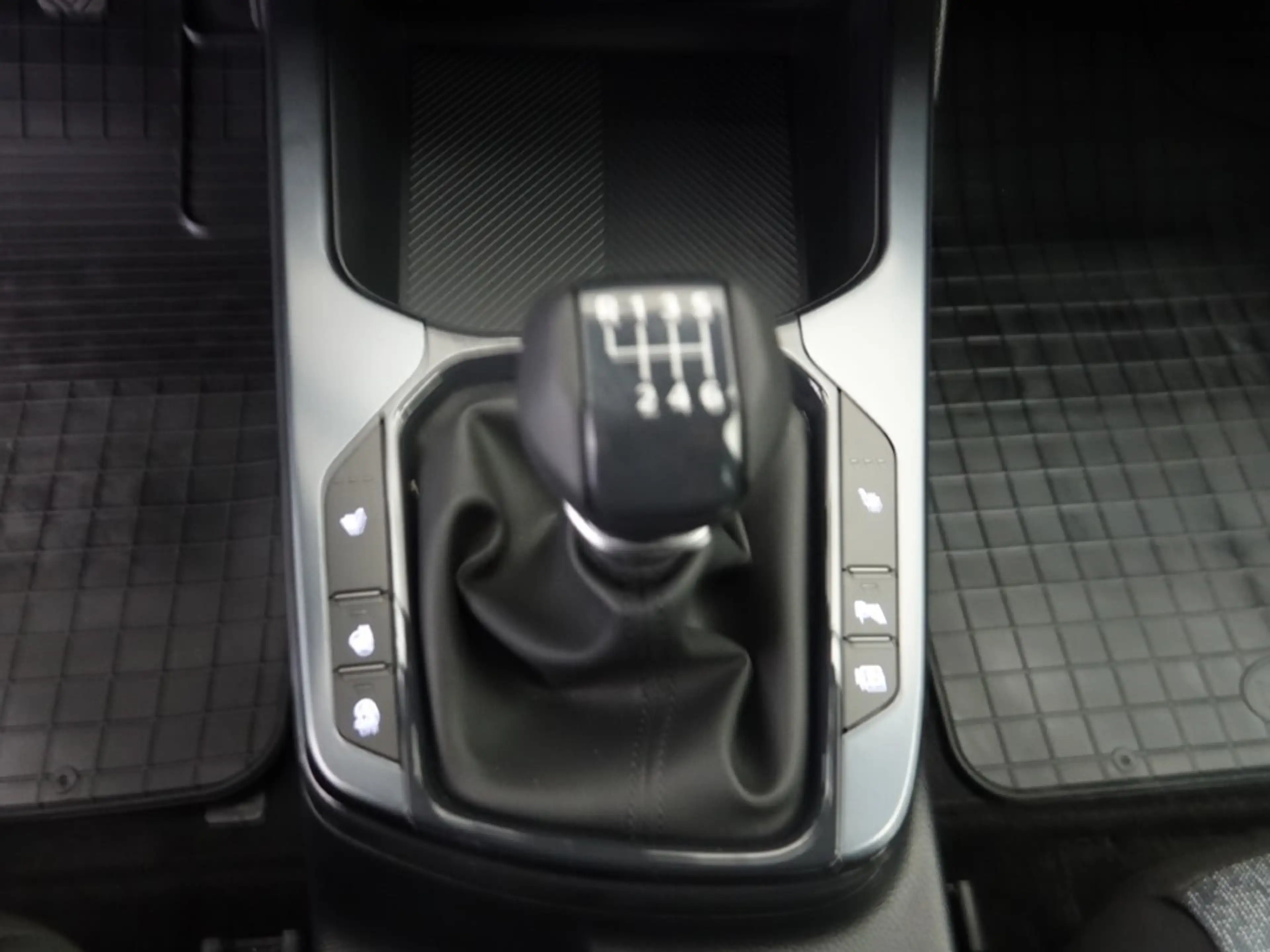 Kia XCeed Xceed 1,0 TGDI GPF Silber — photo 12