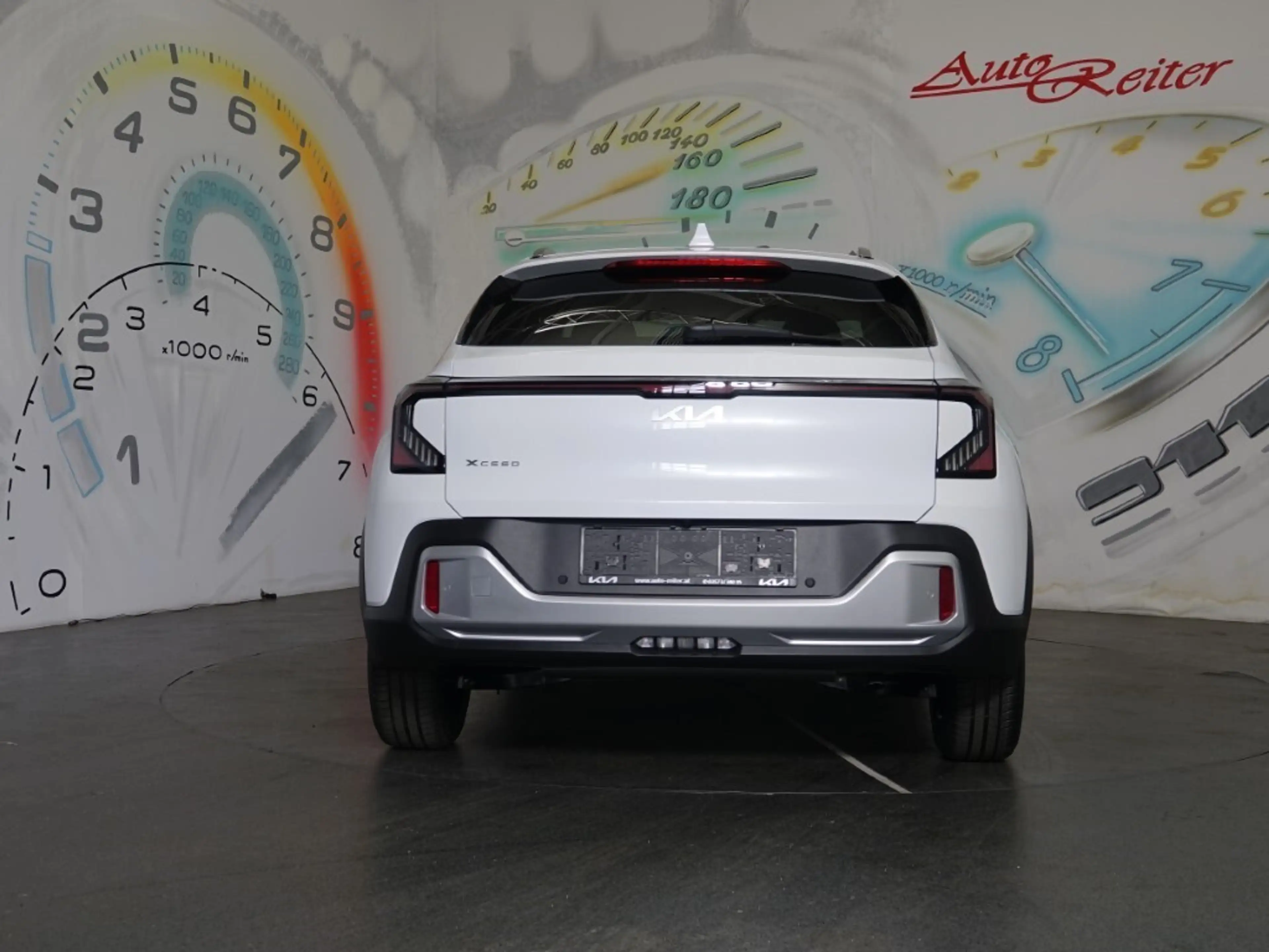Kia XCeed Xceed 1,0 TGDI GPF Silber — photo 14