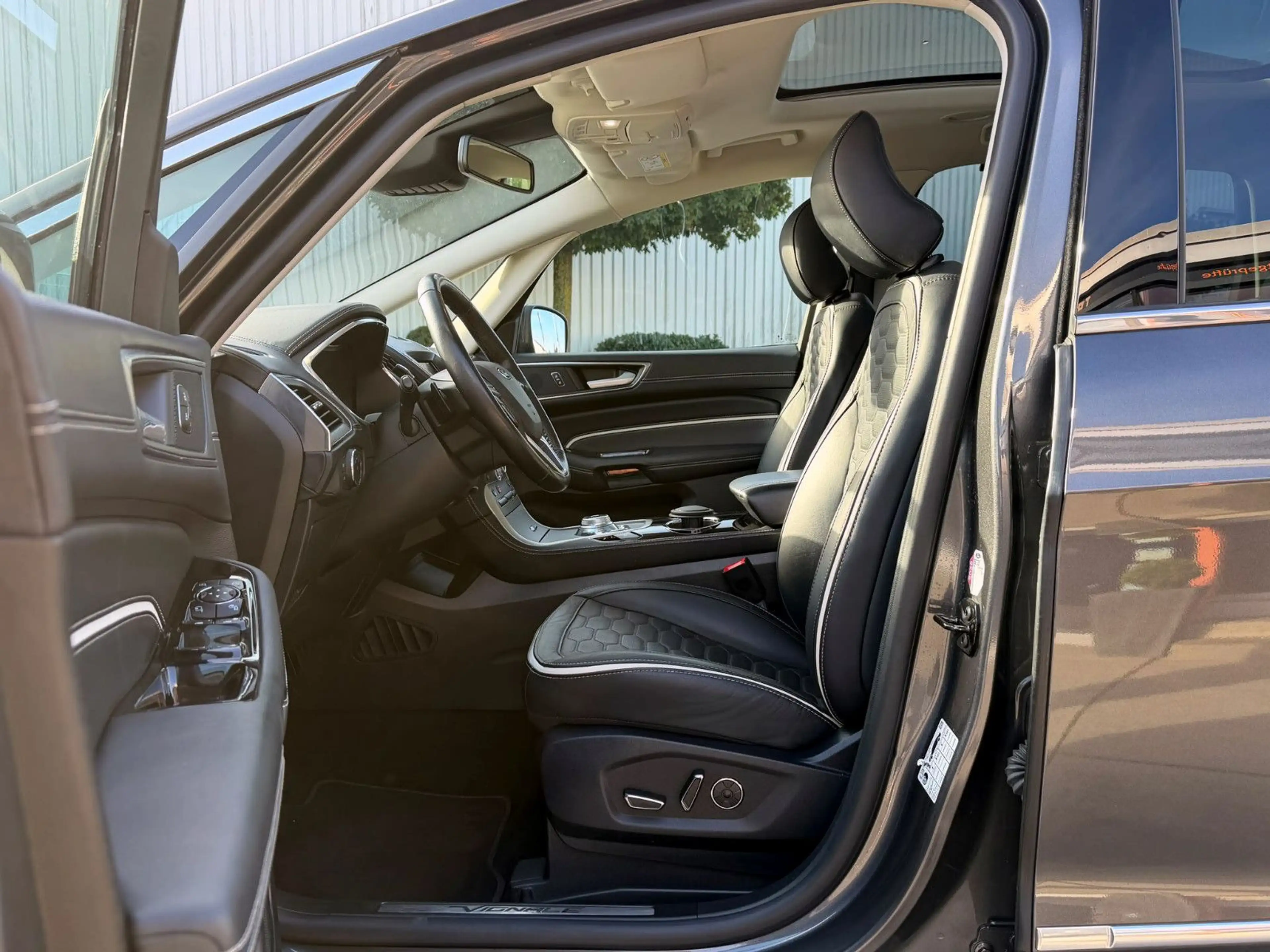 Ford S-Max 2.0 EcoBlue Vignale 7-Stz. ACC KAM AHK LED — photo 5
