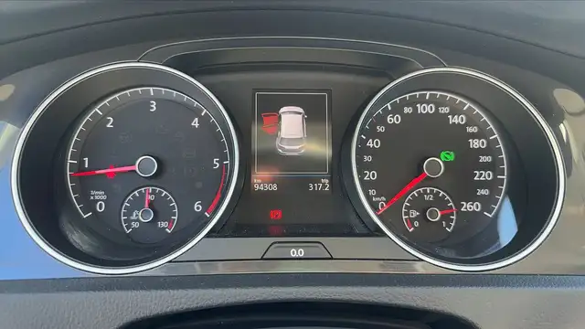 Volkswagen Golf view 12