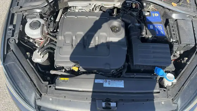 Volkswagen Golf view 15