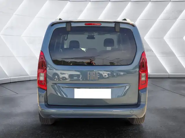 Fiat Doblo view 3