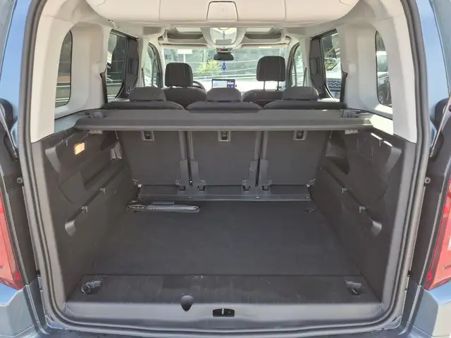 Fiat Doblo view 12
