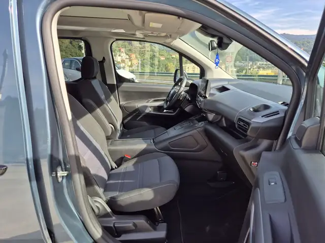 Fiat Doblo view 9