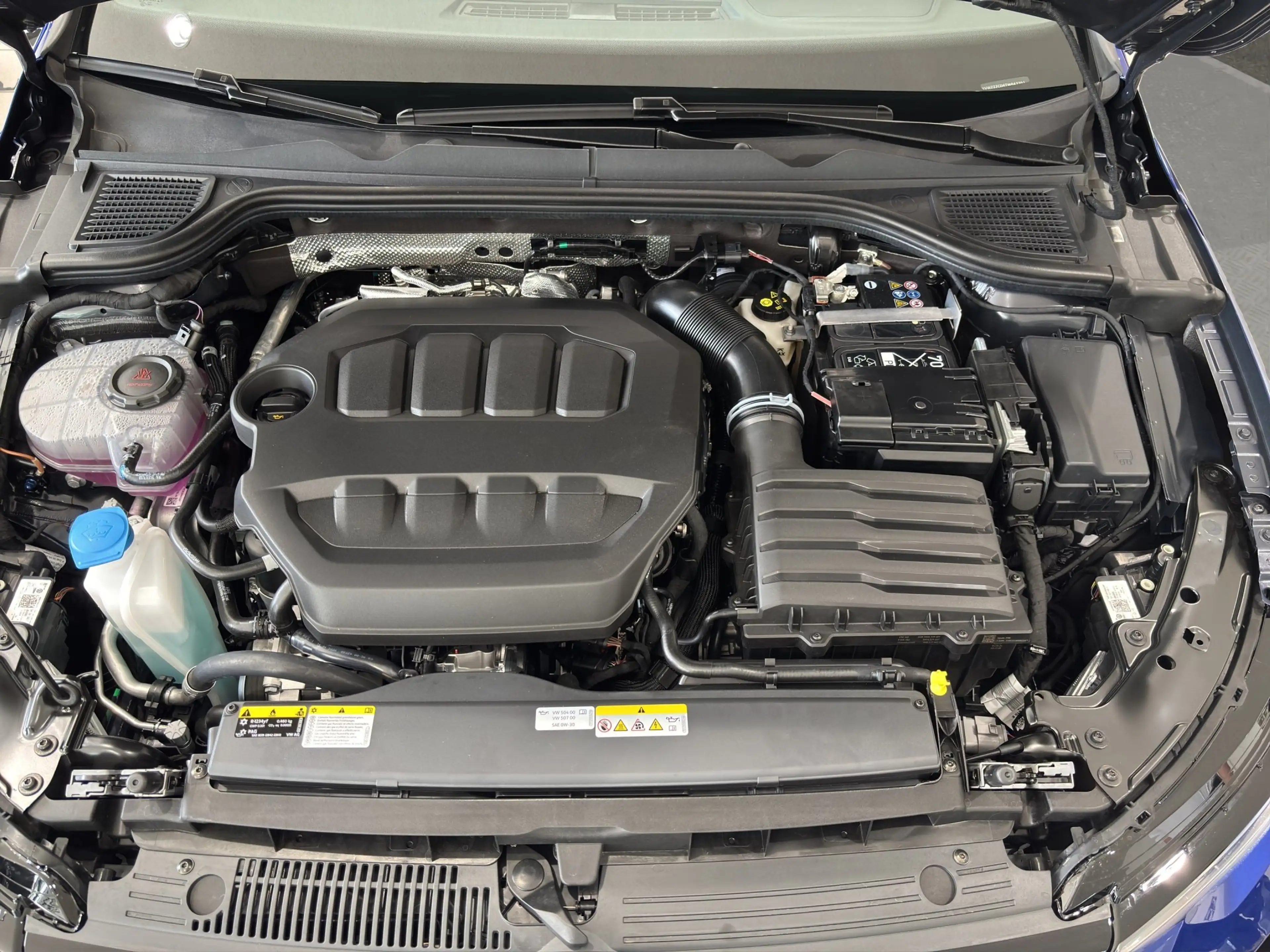 Volkswagen Golf Variant Golf VIII Variant R (AHK/BlackStyle/LED) 2.0 l TSI — photo 15
