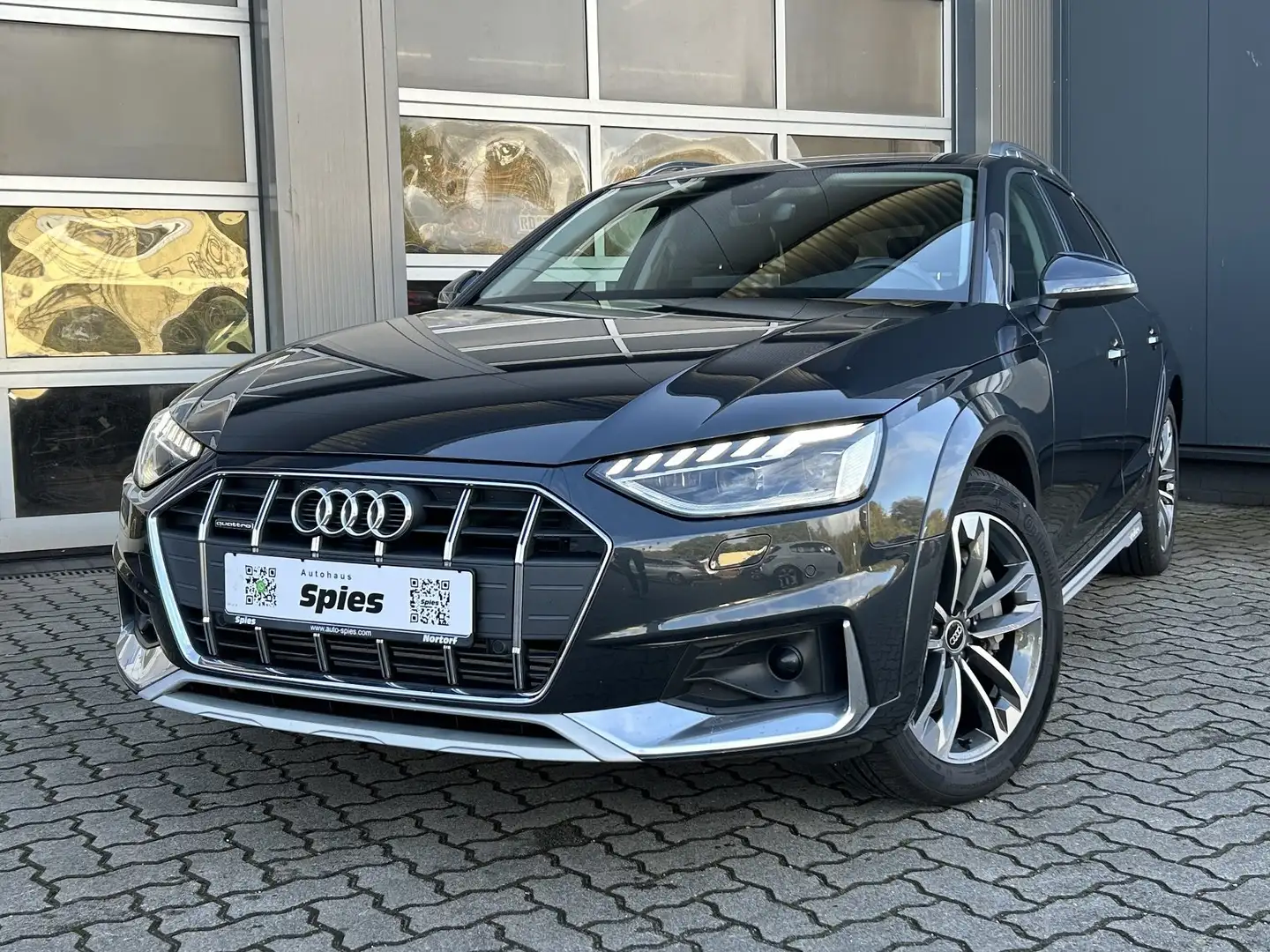 Audi A4 allroad quattro / AHK / ACC / Matrix / Leder Grijs - 2