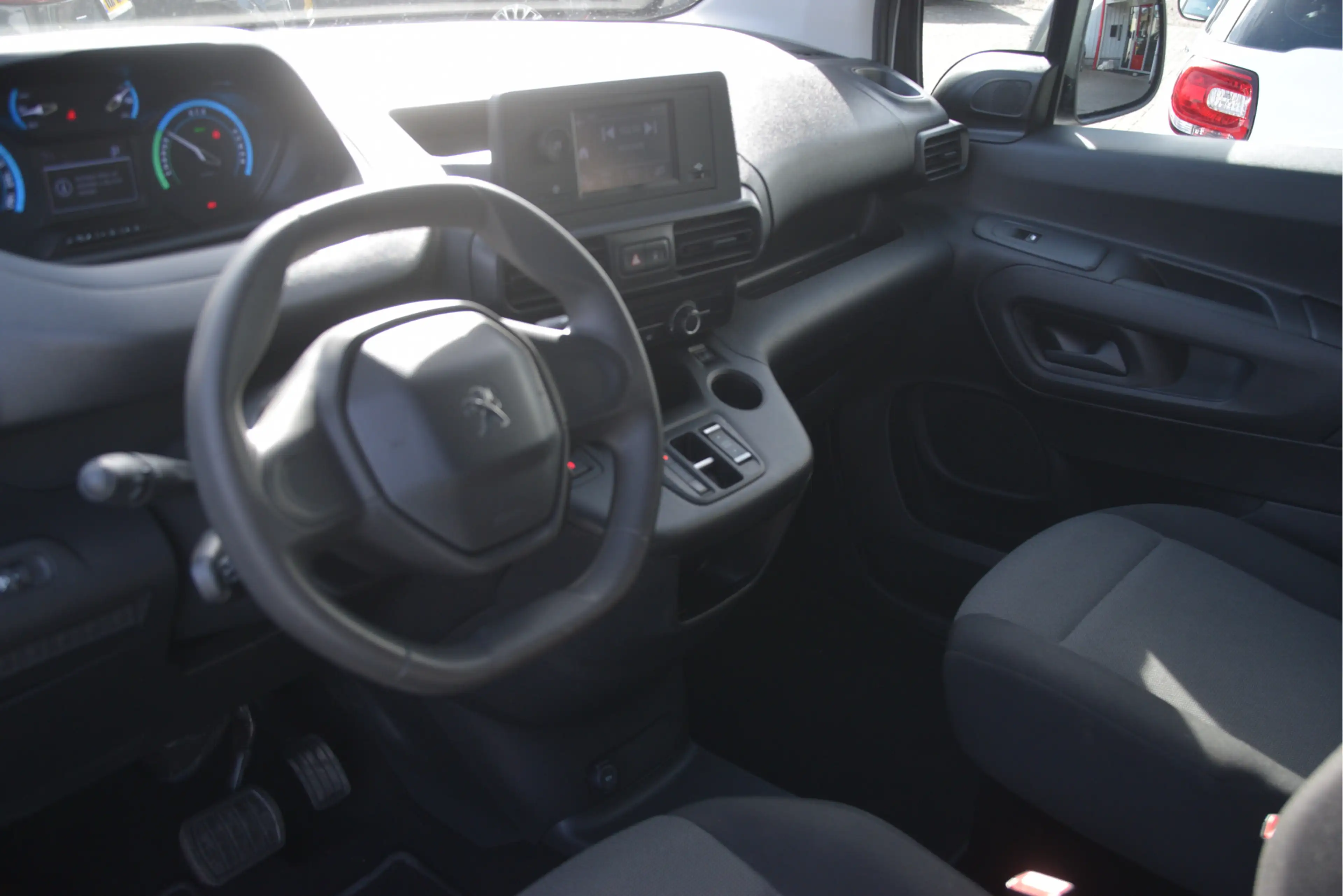 Peugeot Partner e-Partner Pro 50 kWh Soh 100% | Airco | Cruise | B — photo 8