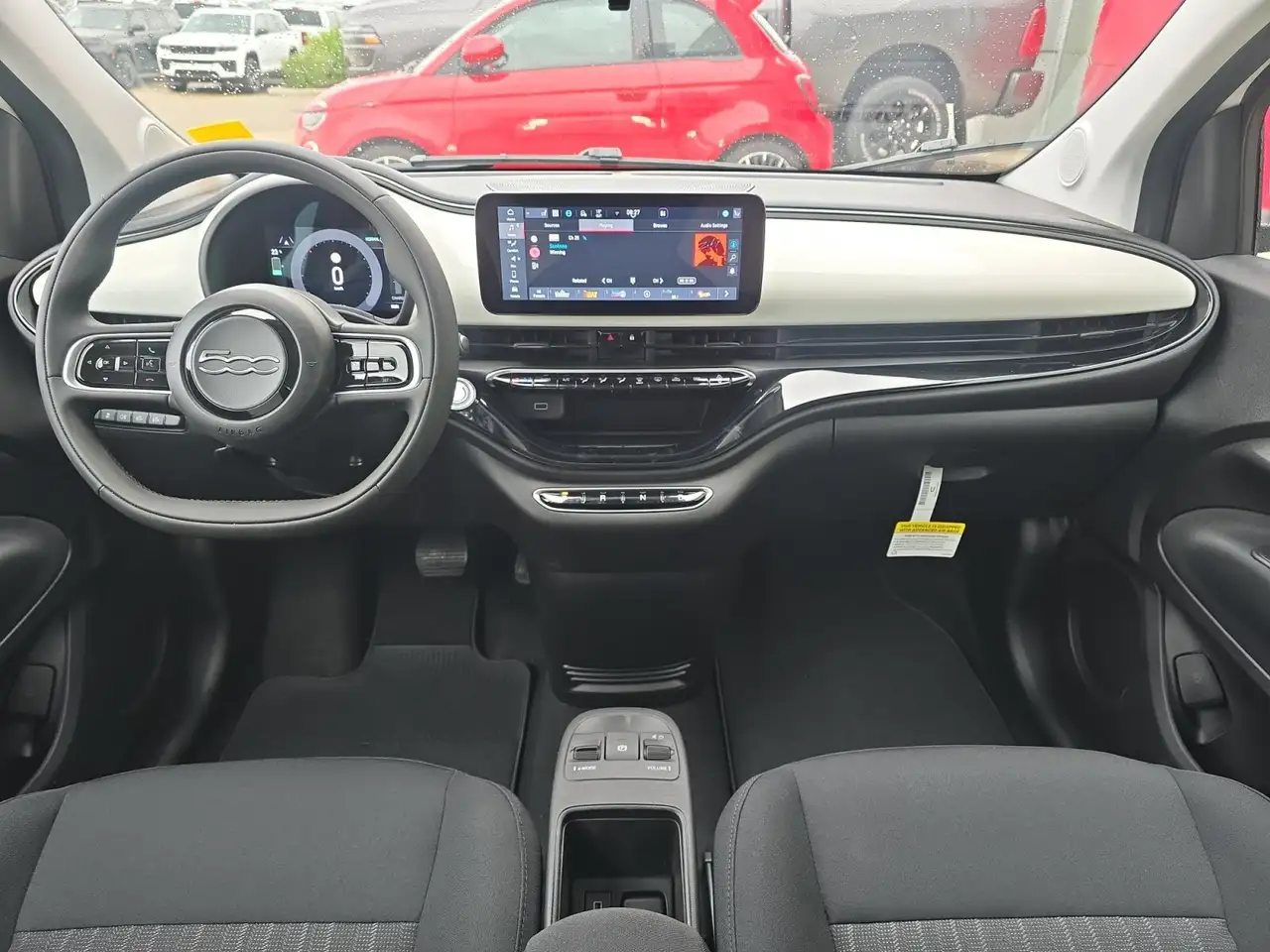 Fiat 500e снимка Fiat 500e