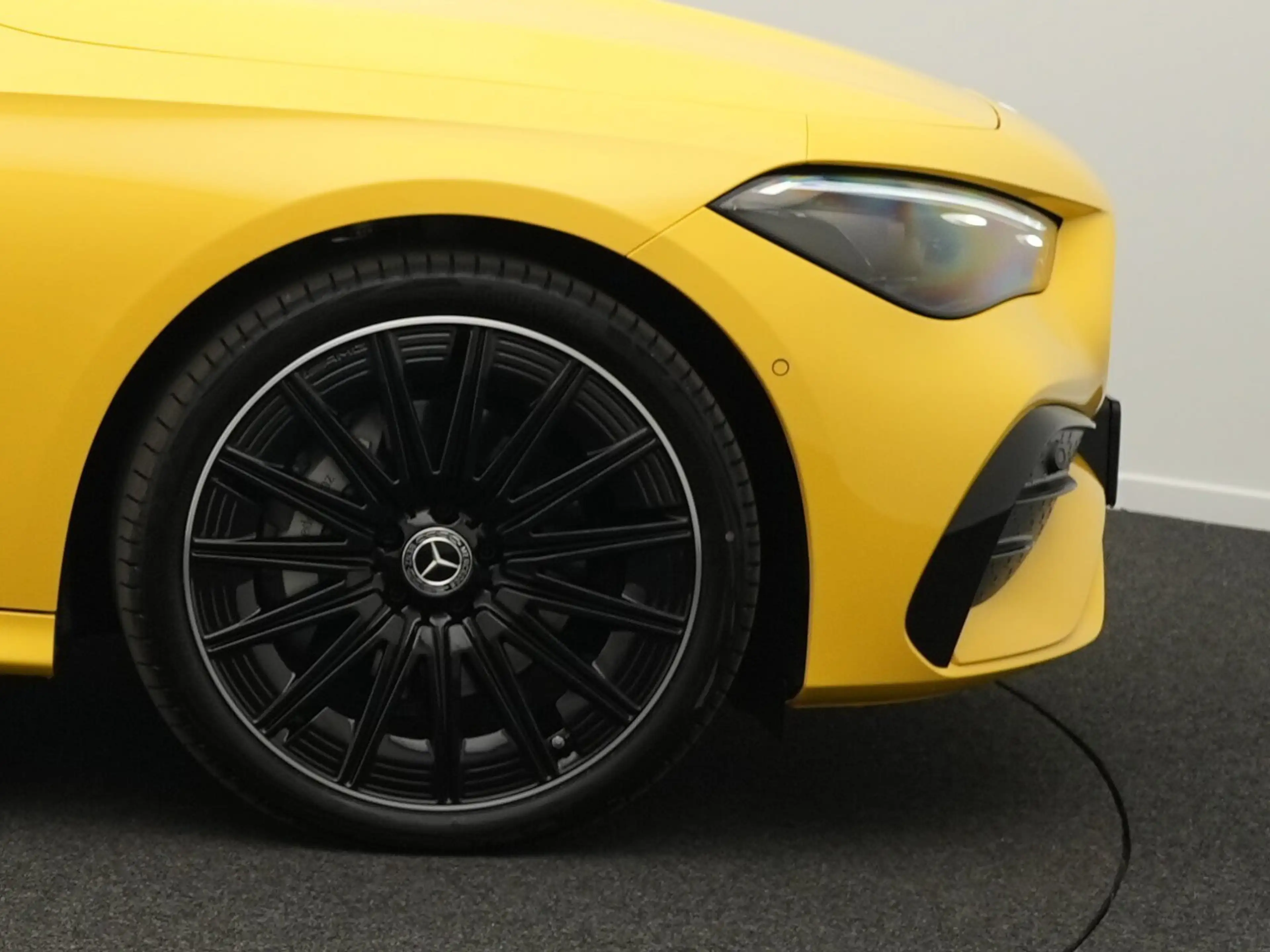 Mercedes-Benz CLE 200 CLE 200 4M AMG-Line Cpe Digital+Pano+360°+Night — photo 6