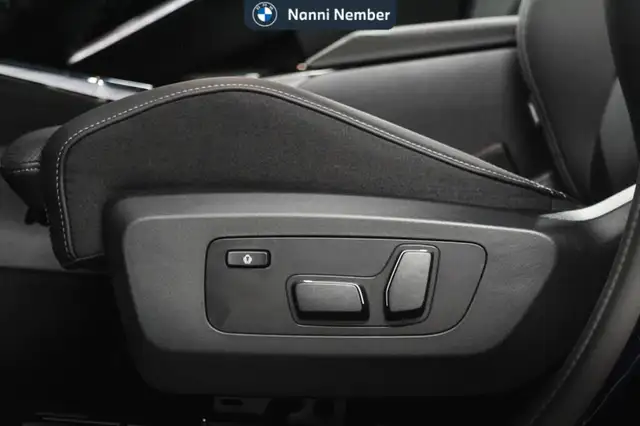 BMW X3 view 14