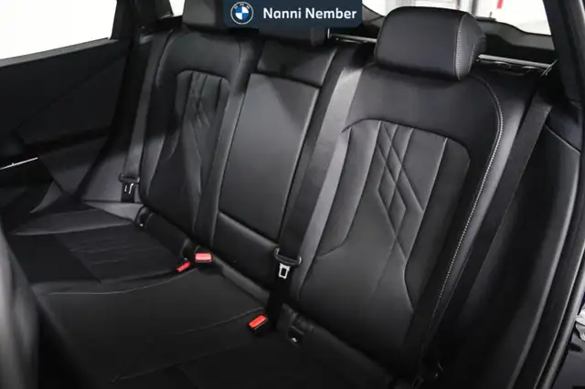 BMW X3 view 15