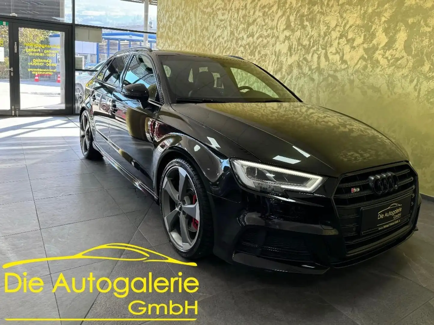 Audi S3 2.0 TFSI quattro *LED-LIGHT*B.&O.*19-ZOLL* Schwarz - 1