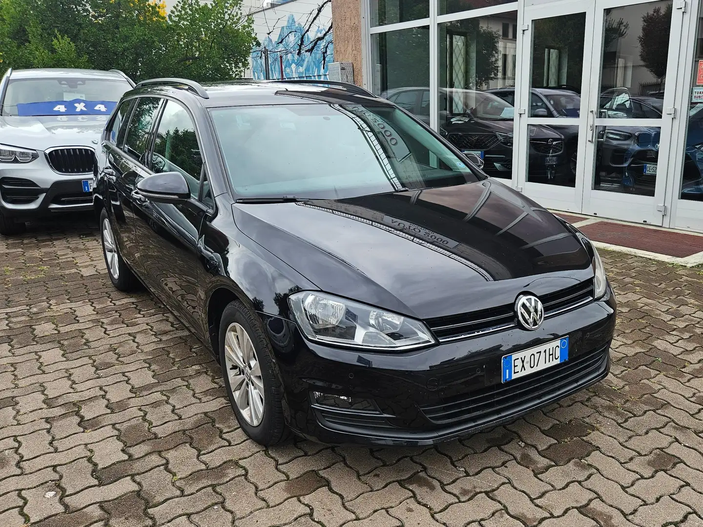 Volkswagen Golf Variant 1.6 tdi Comfortline 105CV CRUISE-SENSORI- Negro - 1