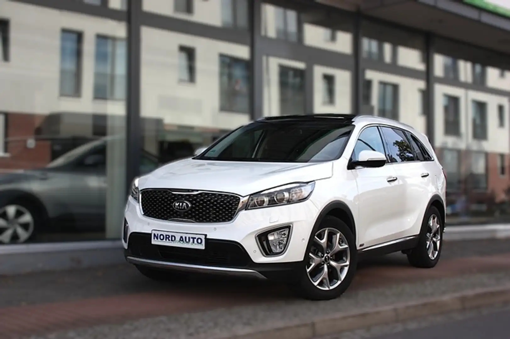 Kia Sorento 2.2 PLATINUM 4x4 Leder/Navi/Kam/Pano Blanc - 2
