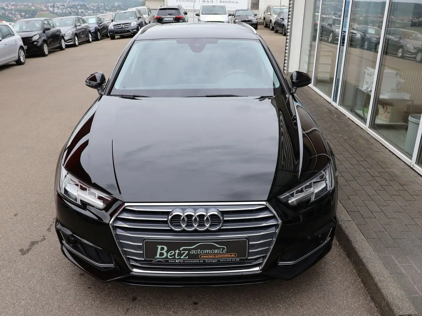 Audi A4 Avant 35 TDI Sport AHK RFK PDC SHZ LED Zwart - 2