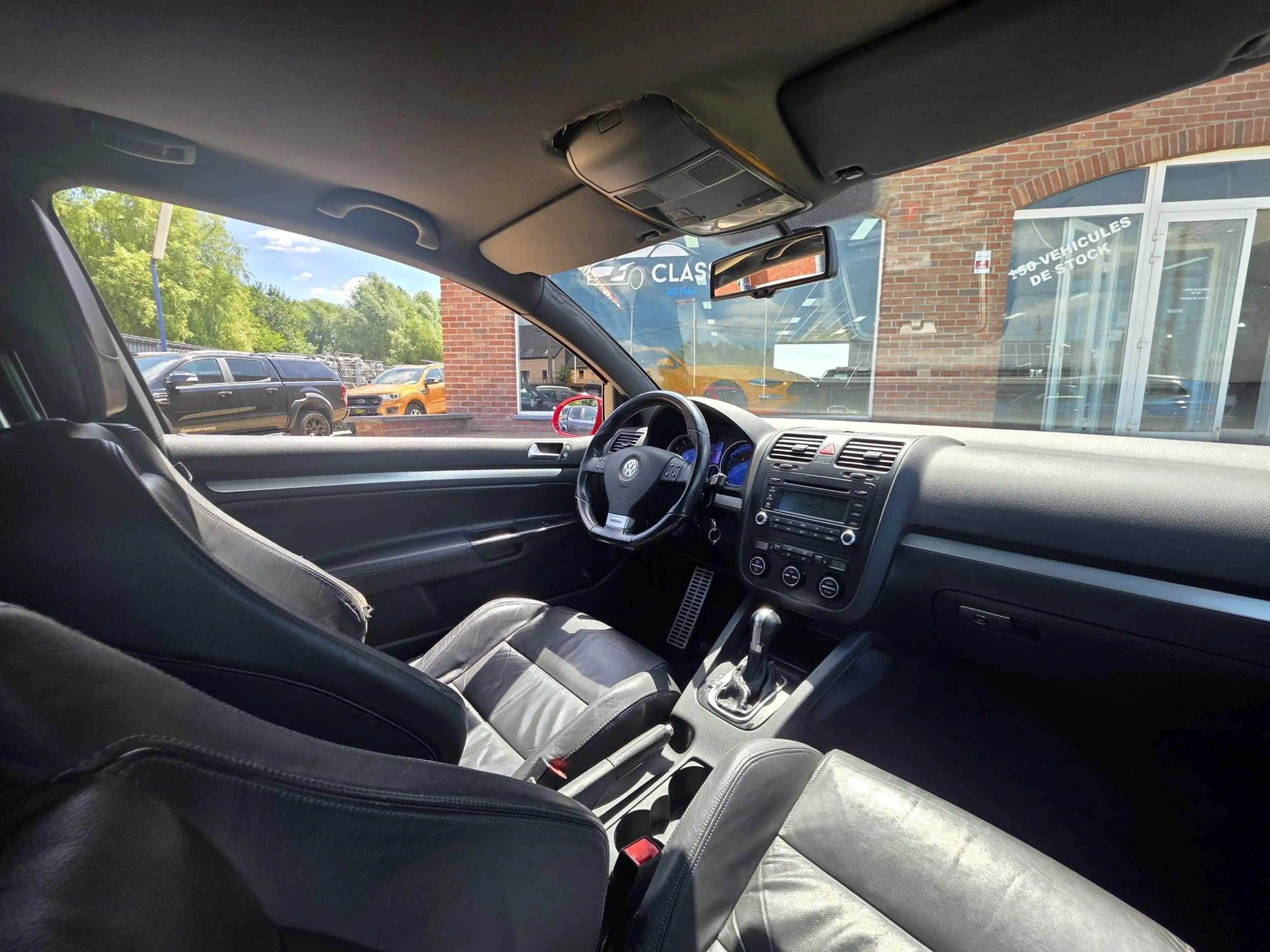 Volkswagen Golf GTI 2.0 Turbo 16v FSI DSG6 Cuir Sièges Chauffants Jantes 18" Detroit Régulateur Clim Auto — photo 10