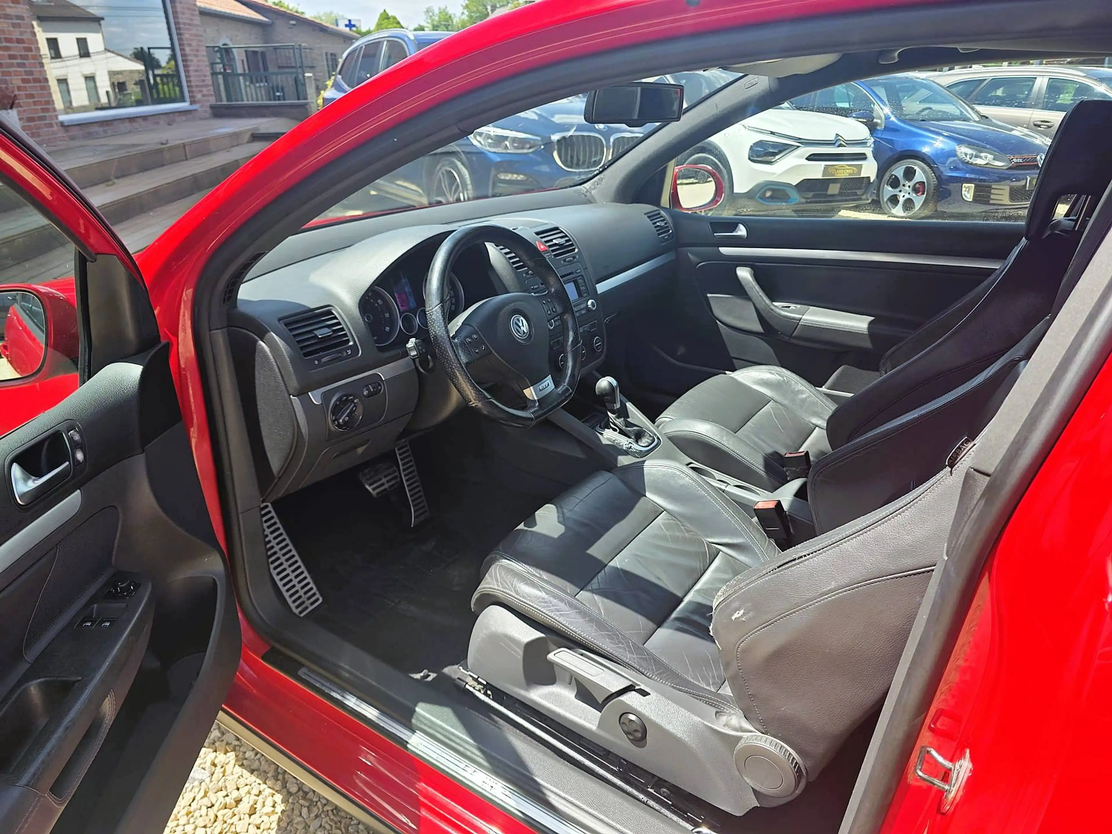 Volkswagen Golf GTI 2.0 Turbo 16v FSI DSG6 Cuir Sièges Chauffants Jantes 18" Detroit Régulateur Clim Auto — photo 7