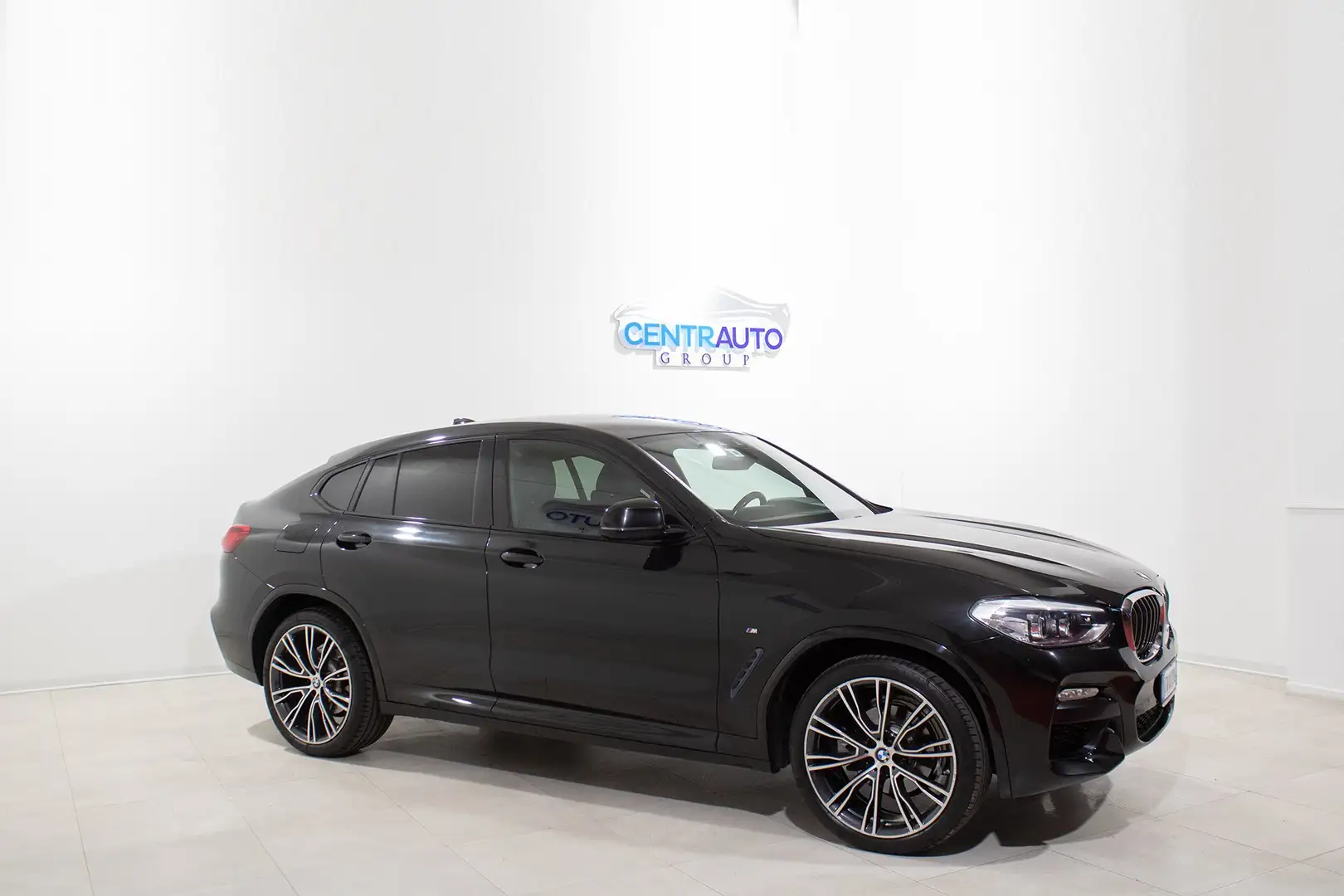 BMW X4 xDrive 20d Msport *VETRI PRIVACY, AMBIENT LIGHT* Nero - 2