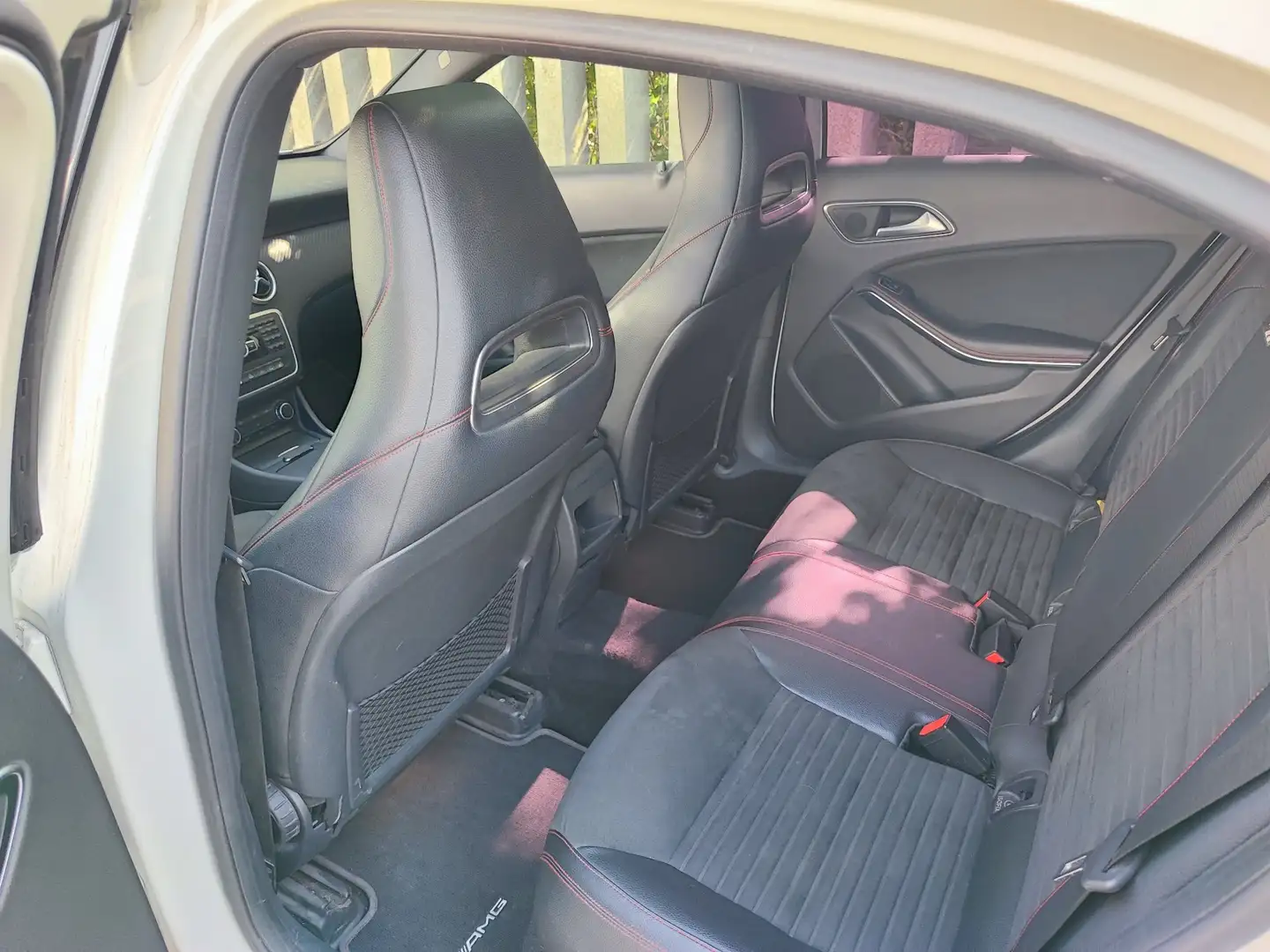 Mercedes-Benz 180 a 180 cdi Blanc - 2