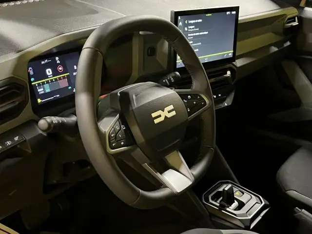 Dacia Duster view 5
