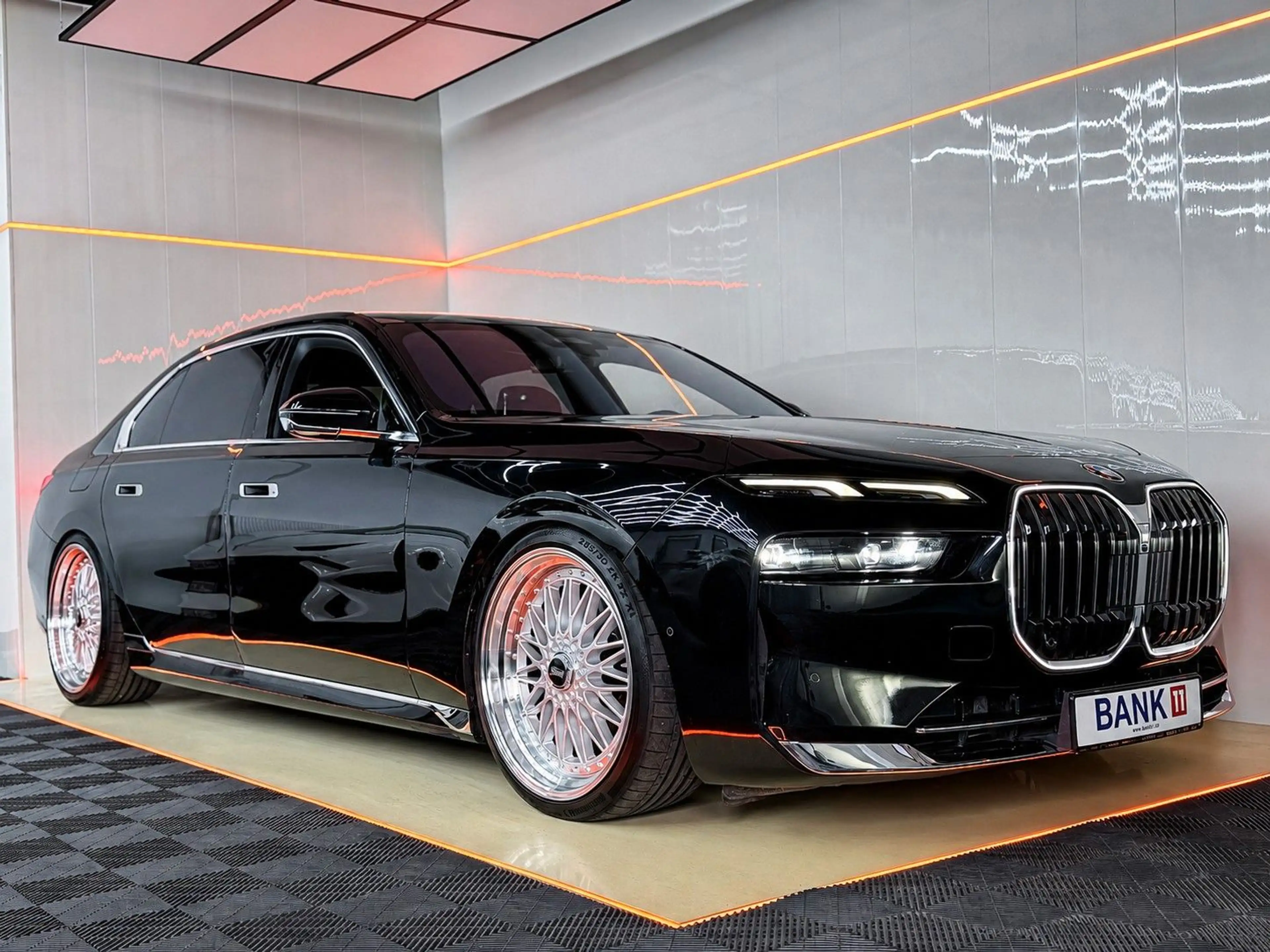 BMW 740 d xDrive 22*BBS/360/B&W/HUD/PANO/ICONIC-GLOW — photo 6