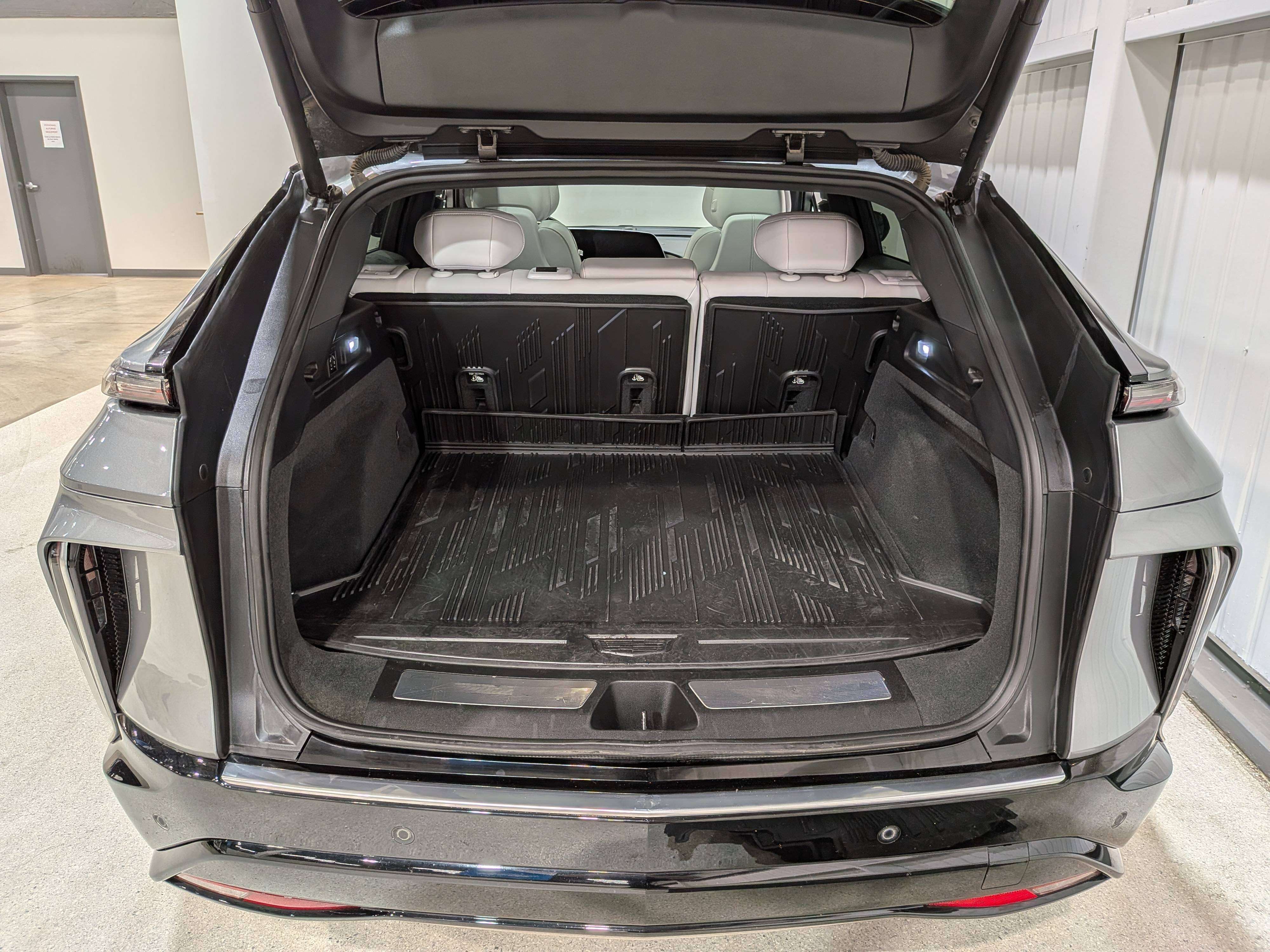 Cadillac LYRIQ 2024