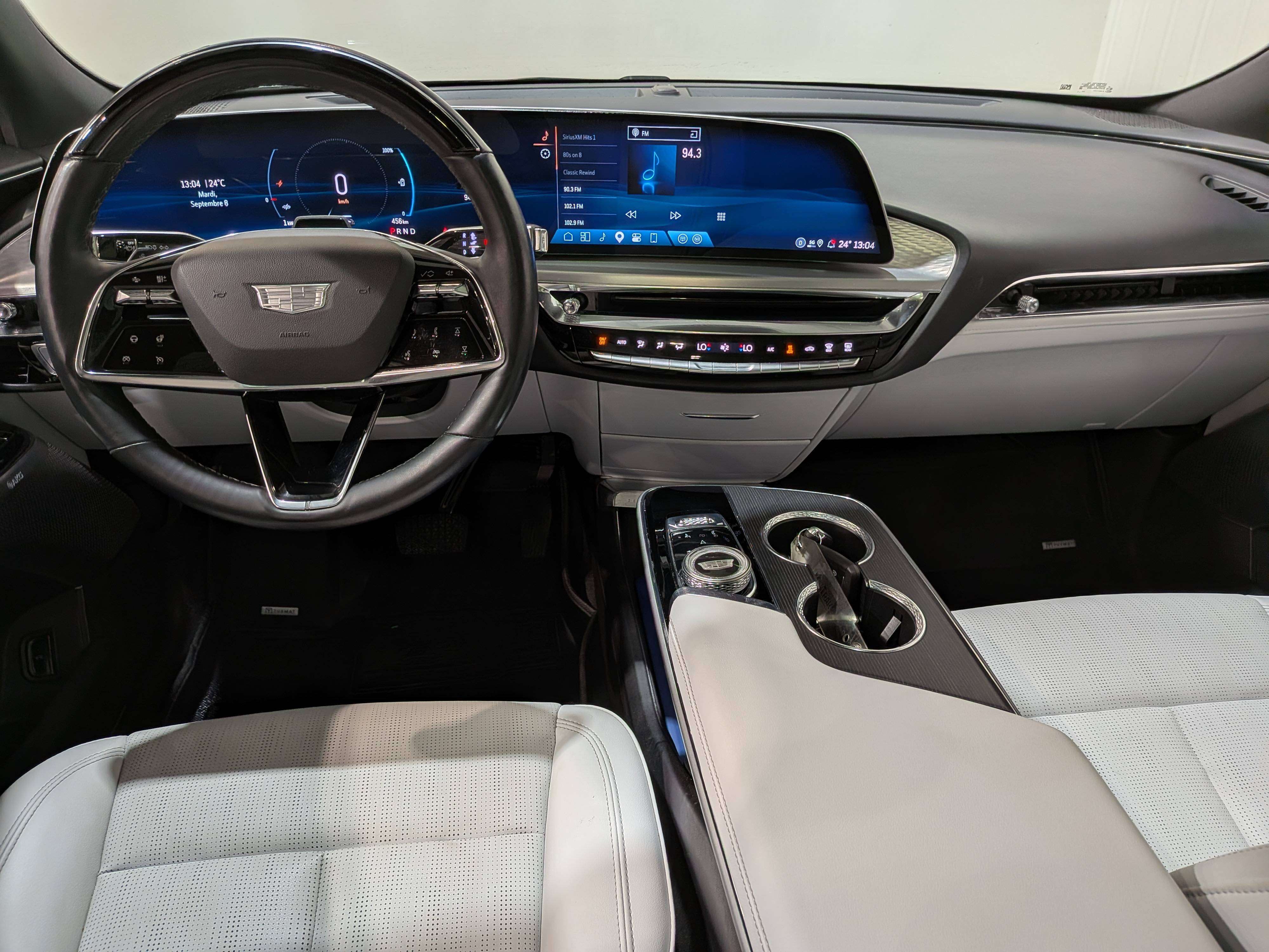 Cadillac LYRIQ 2024