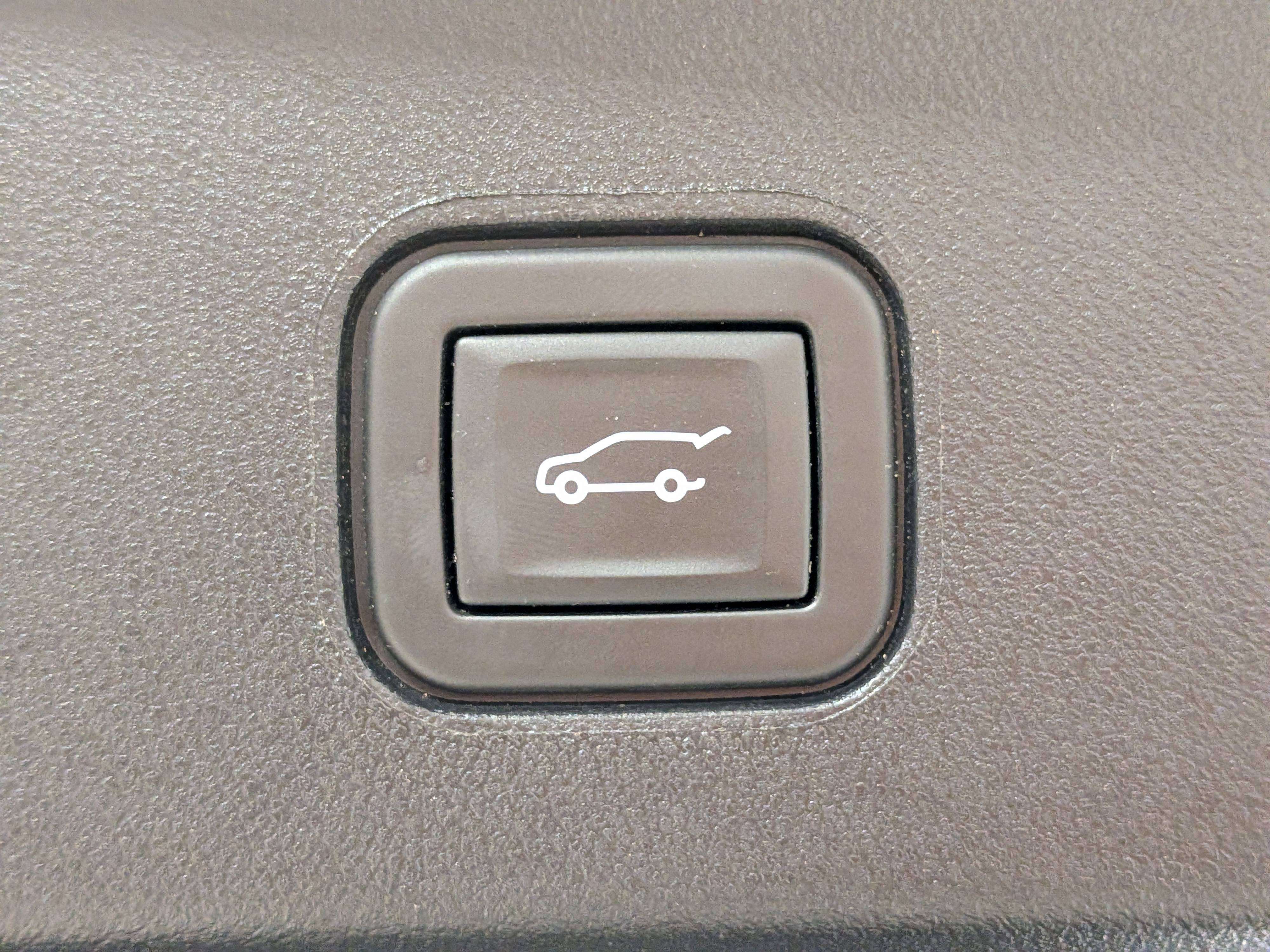 Cadillac LYRIQ 2024