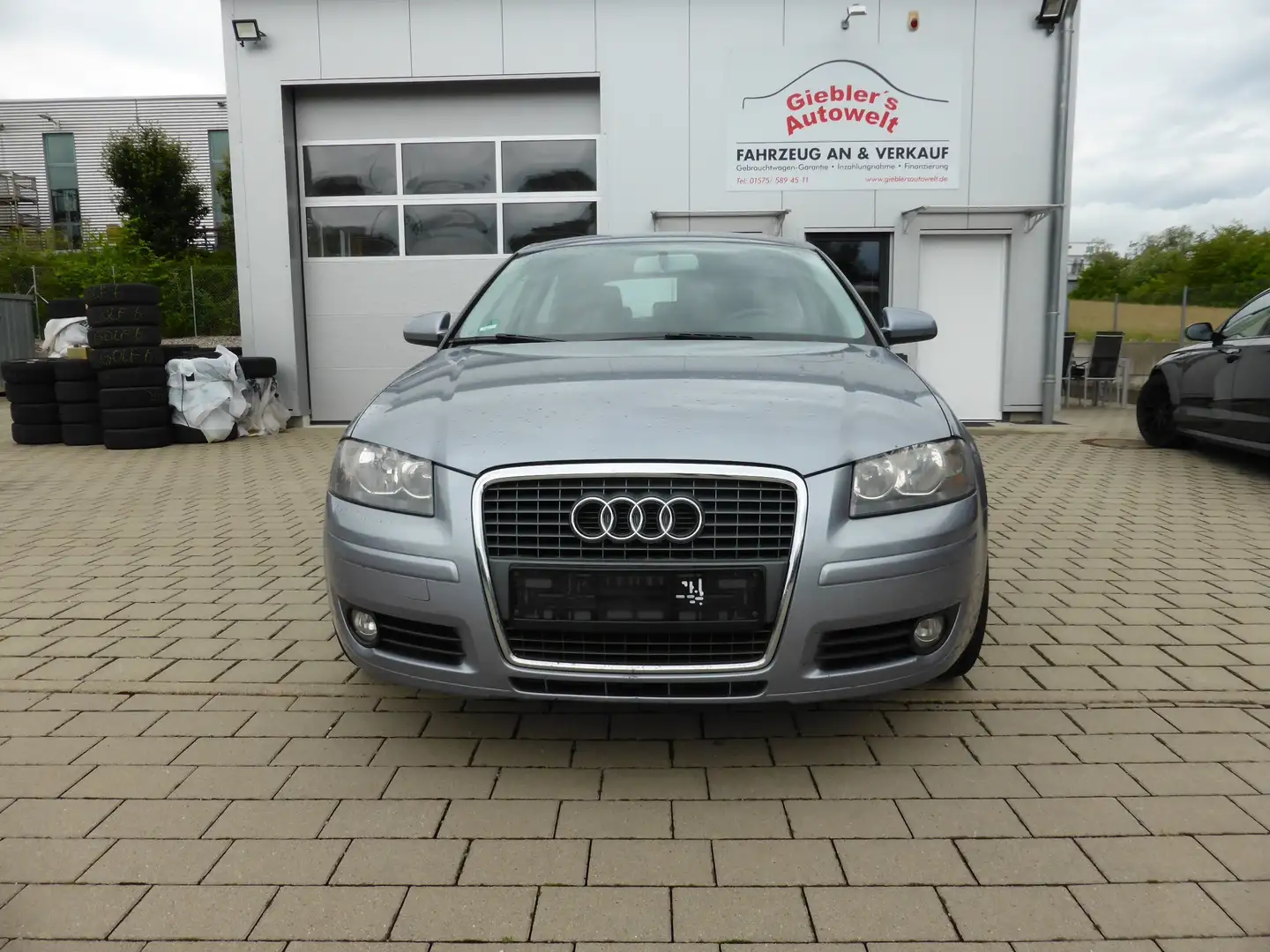 Audi A3 1.6 Attraction/Klima/8fach bereift/Tüv neu! Grau - 1