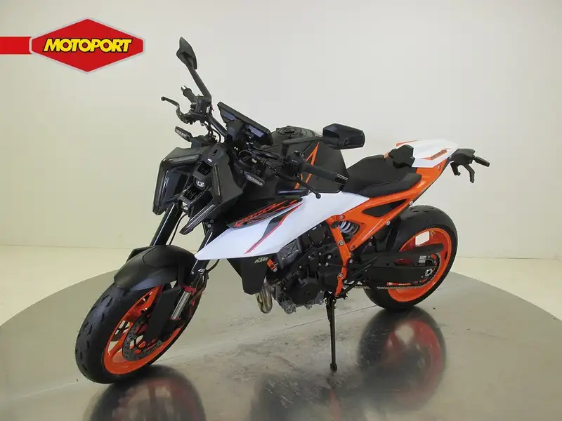 KTM 990 Duke R - foto 3