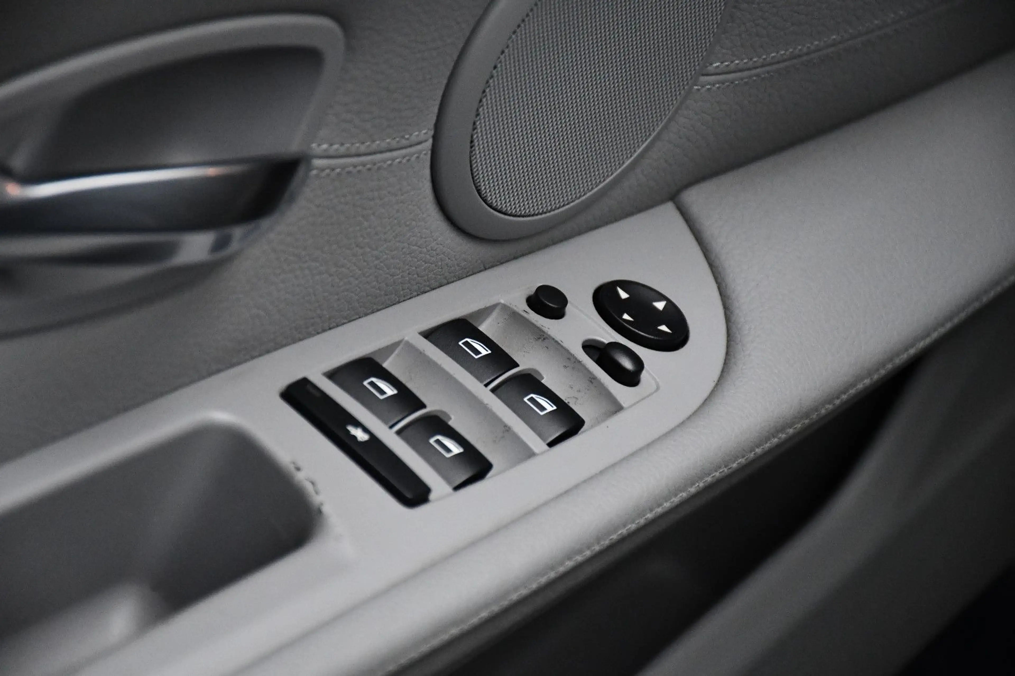 BMW 525 Limo Aut. Leder AHK SoftClose HUD 1.Hand — photo 9